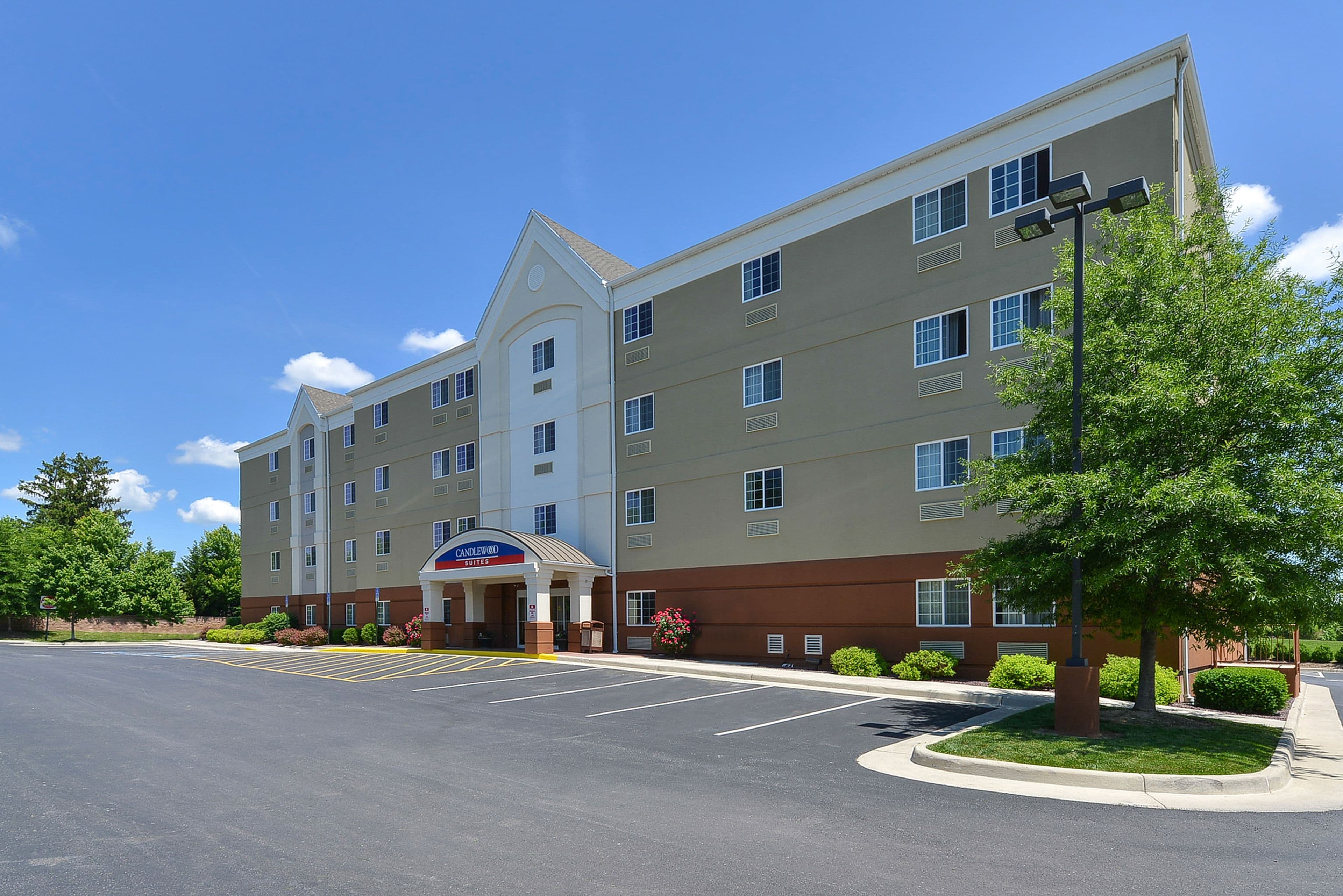 Candlewood Suites Winchester - Image 1