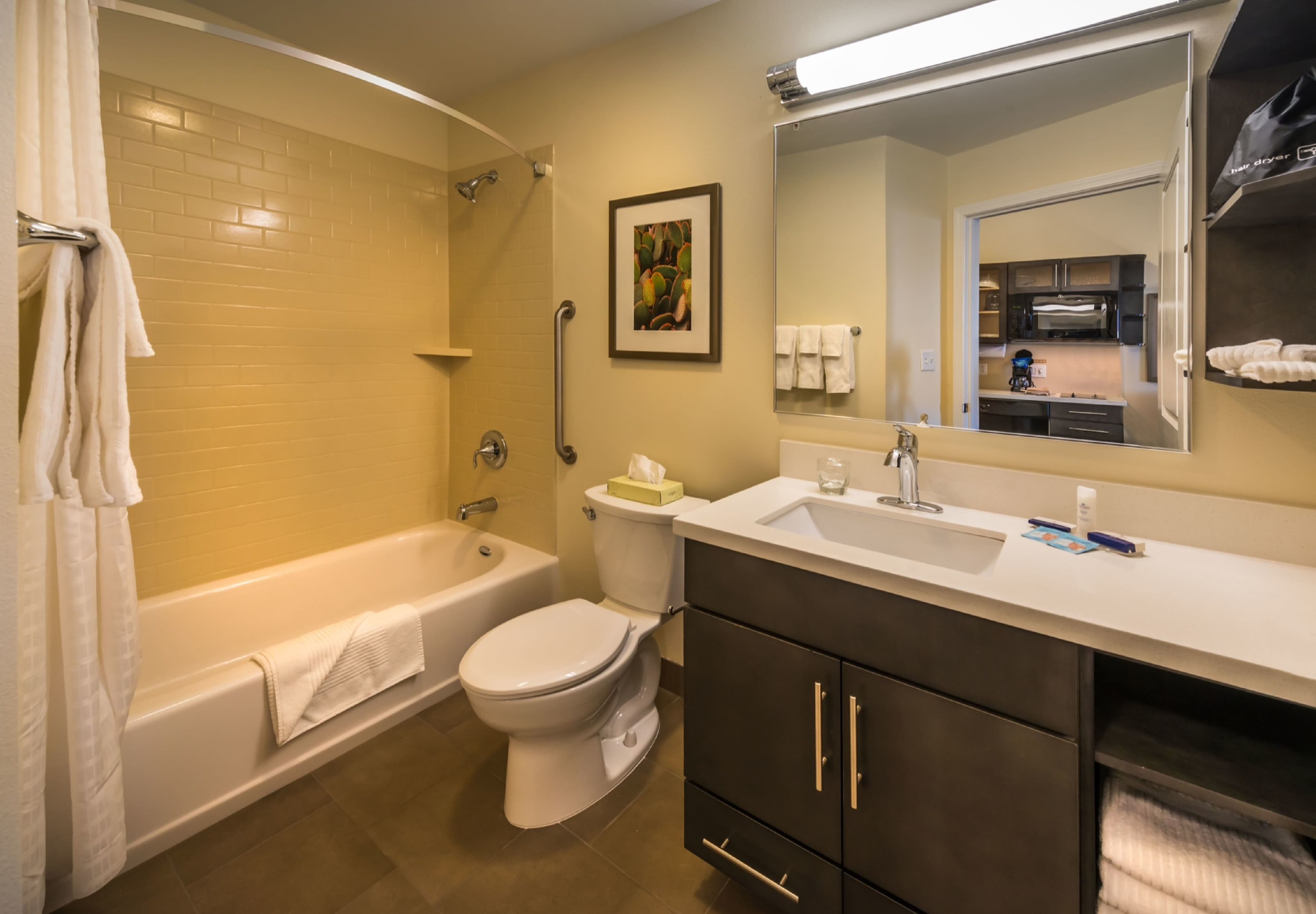 Candlewood Suites Winnemucca - Image 2