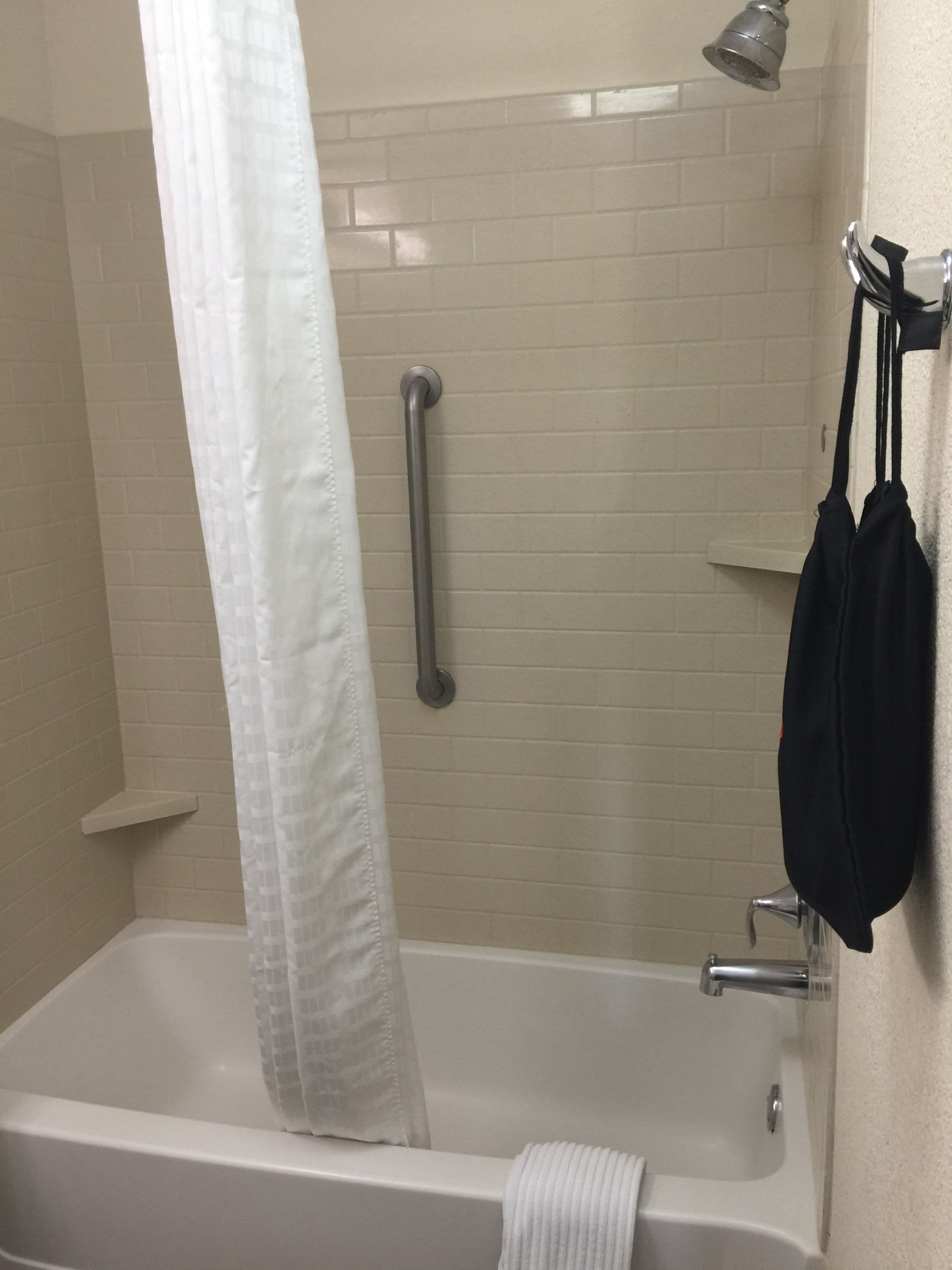 Candlewood Suites Woodward - Image 5