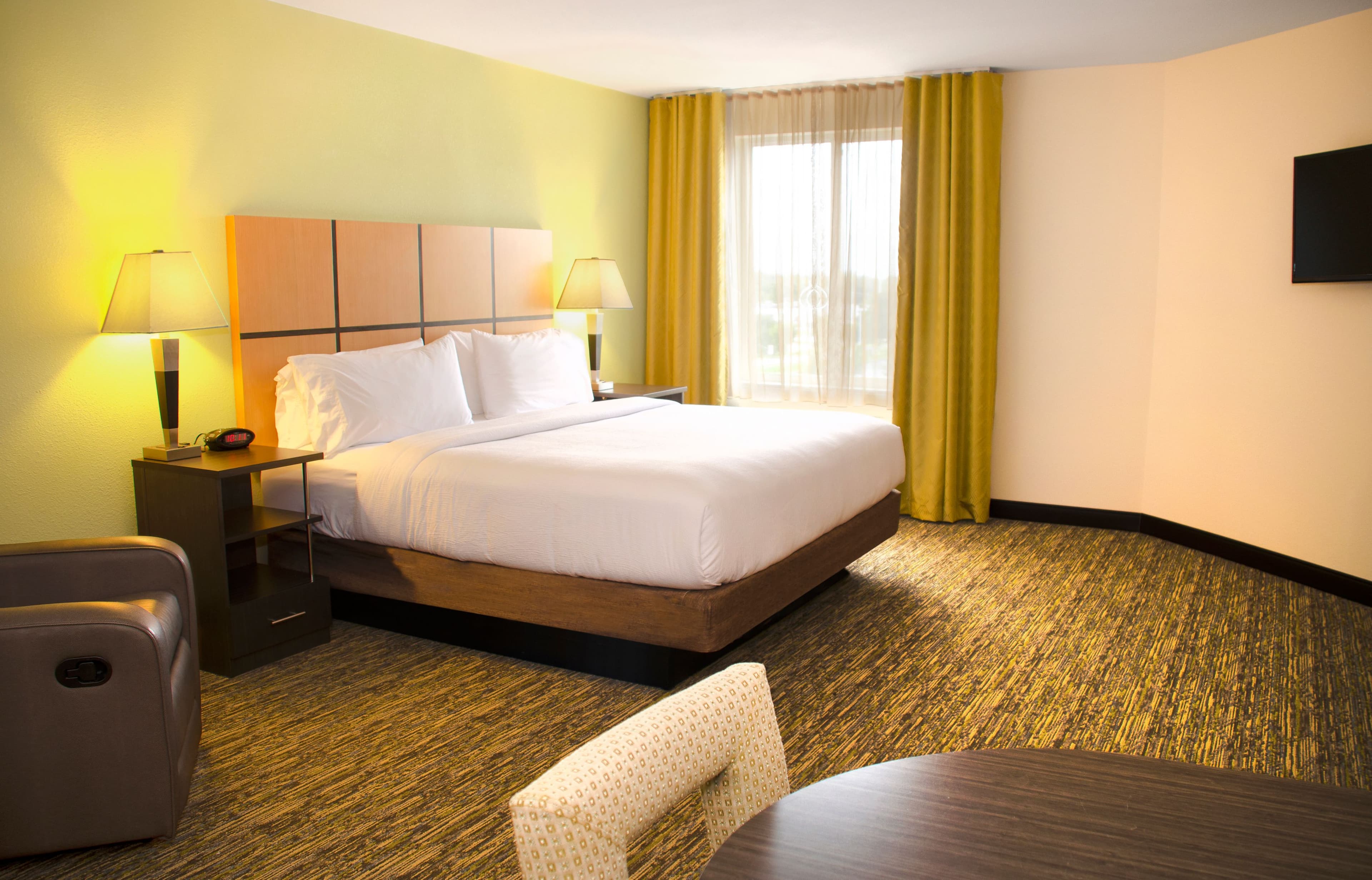 Candlewood Suites York — 6