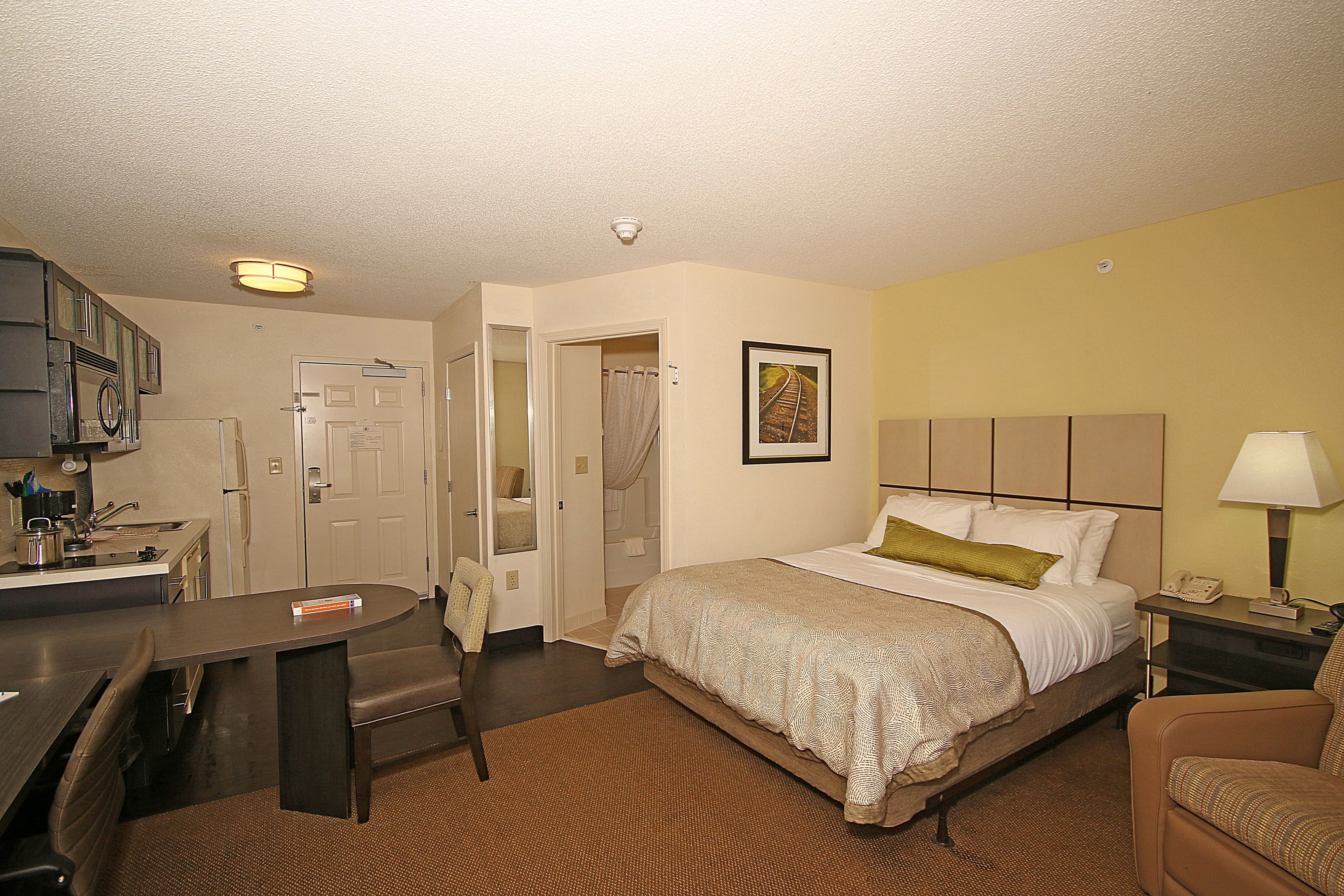 Candlewood Suites Newport News/Yorktown — 6