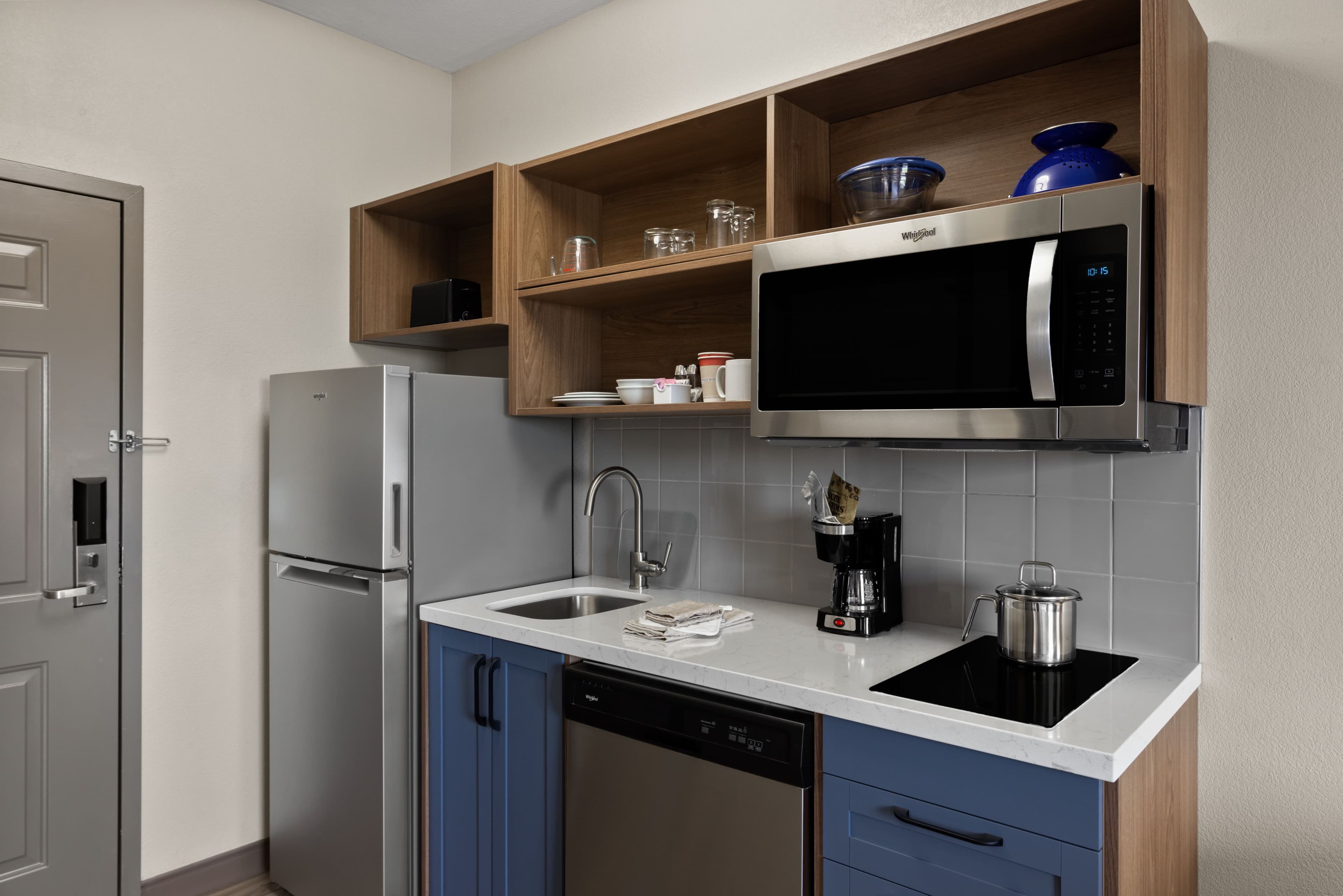 Candlewood Suites Yuma - Image 3