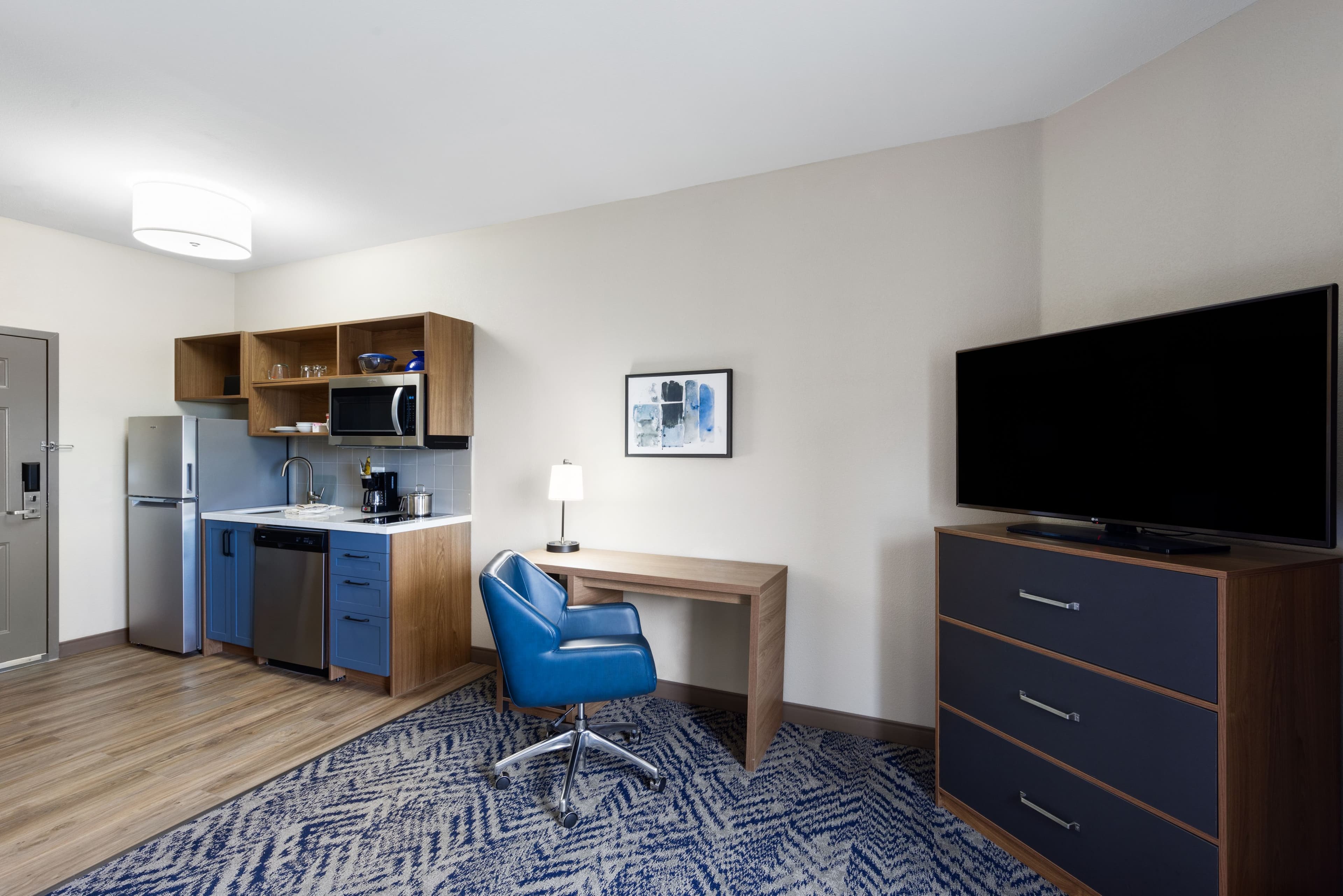 Candlewood Suites Yuma — 10