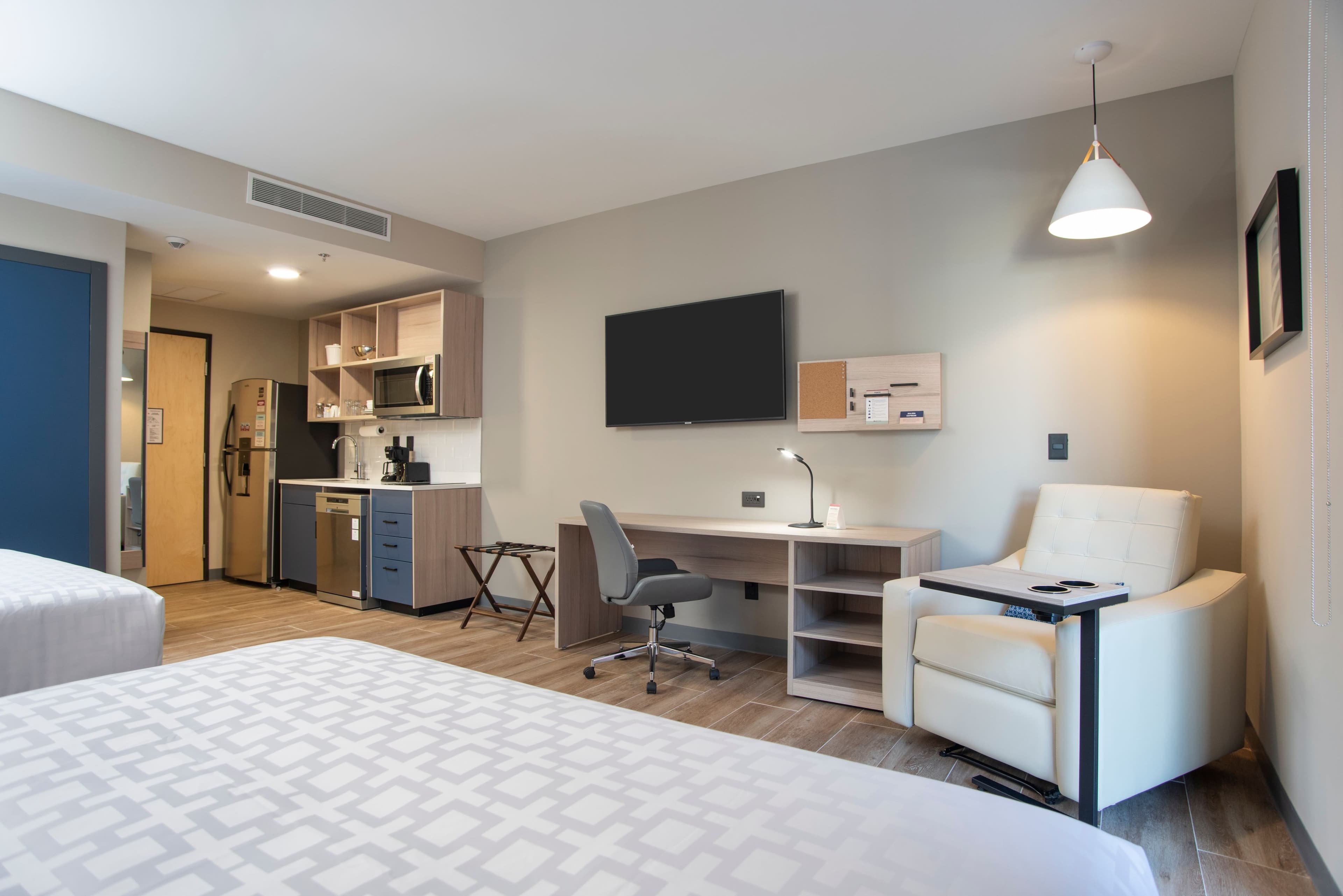 Candlewood Suites Guadalajara Galerias — 14