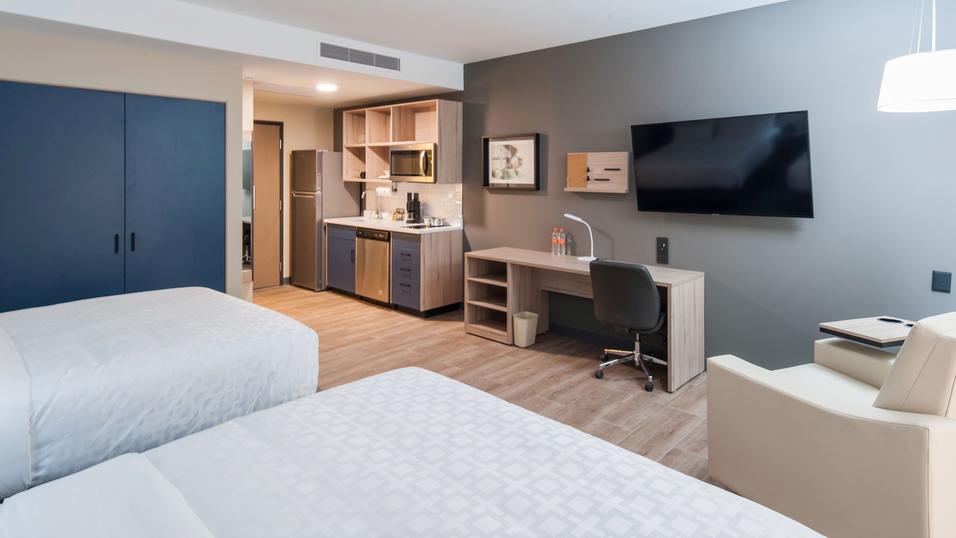Candlewood Suites Guadalajara Galerias — 17
