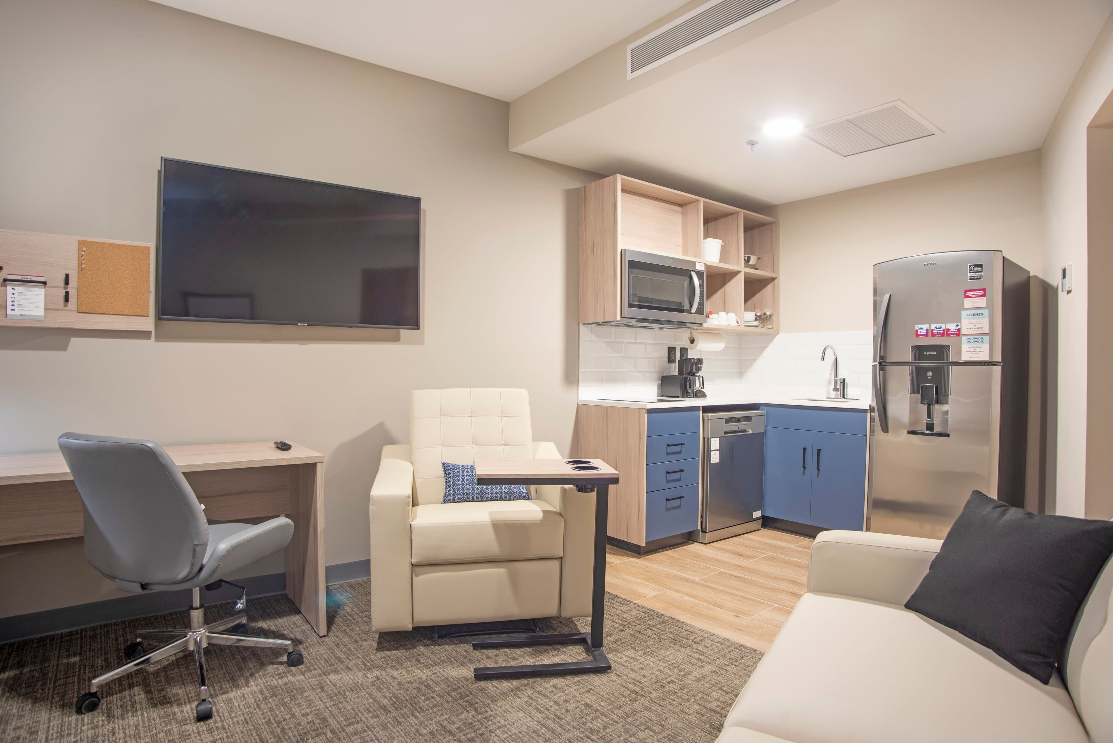 Candlewood Suites Guadalajara Galerias — 22