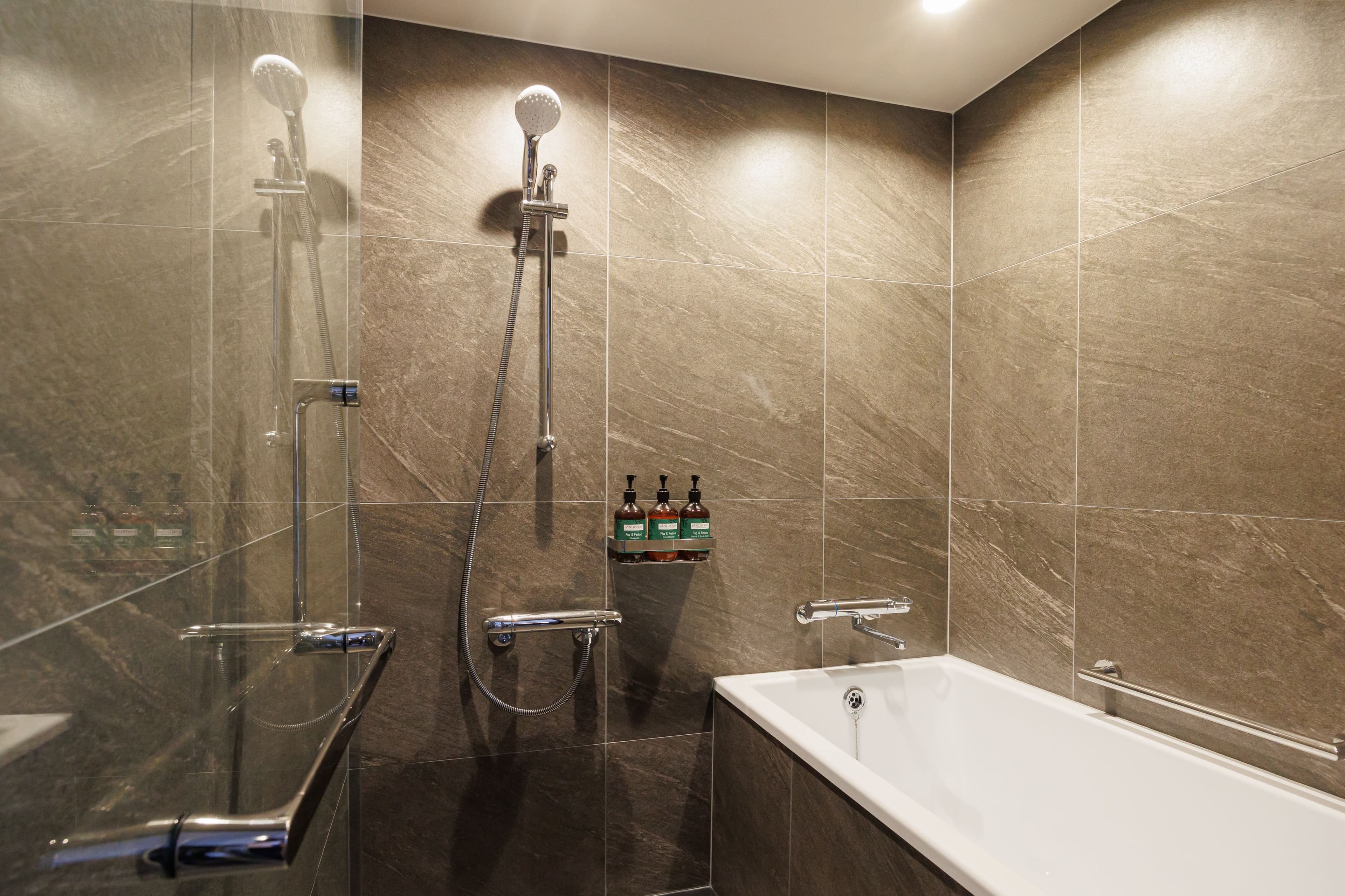 ANA Crowne Plaza Hiroshima — 9