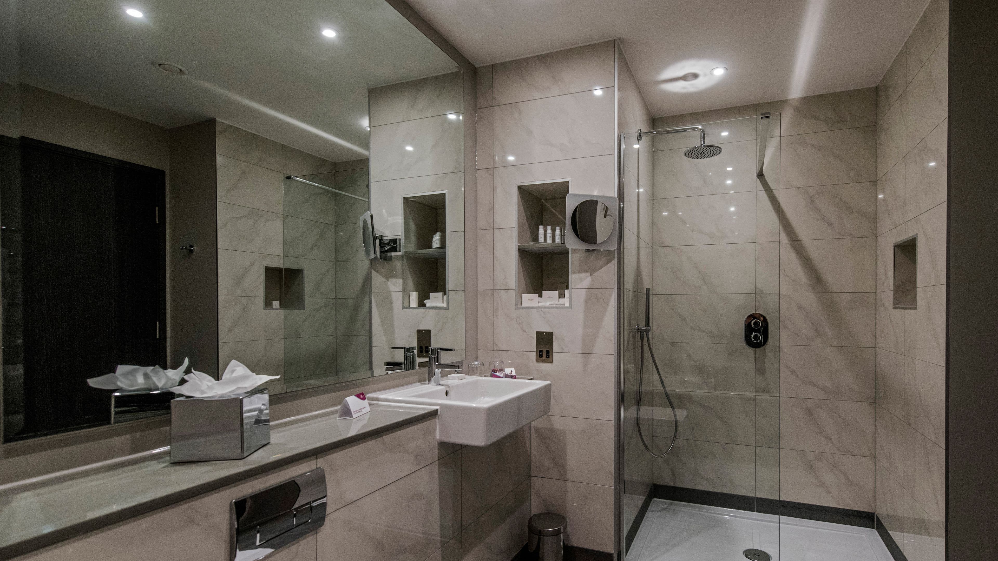 Crowne Plaza Aberdeen Airport — 27