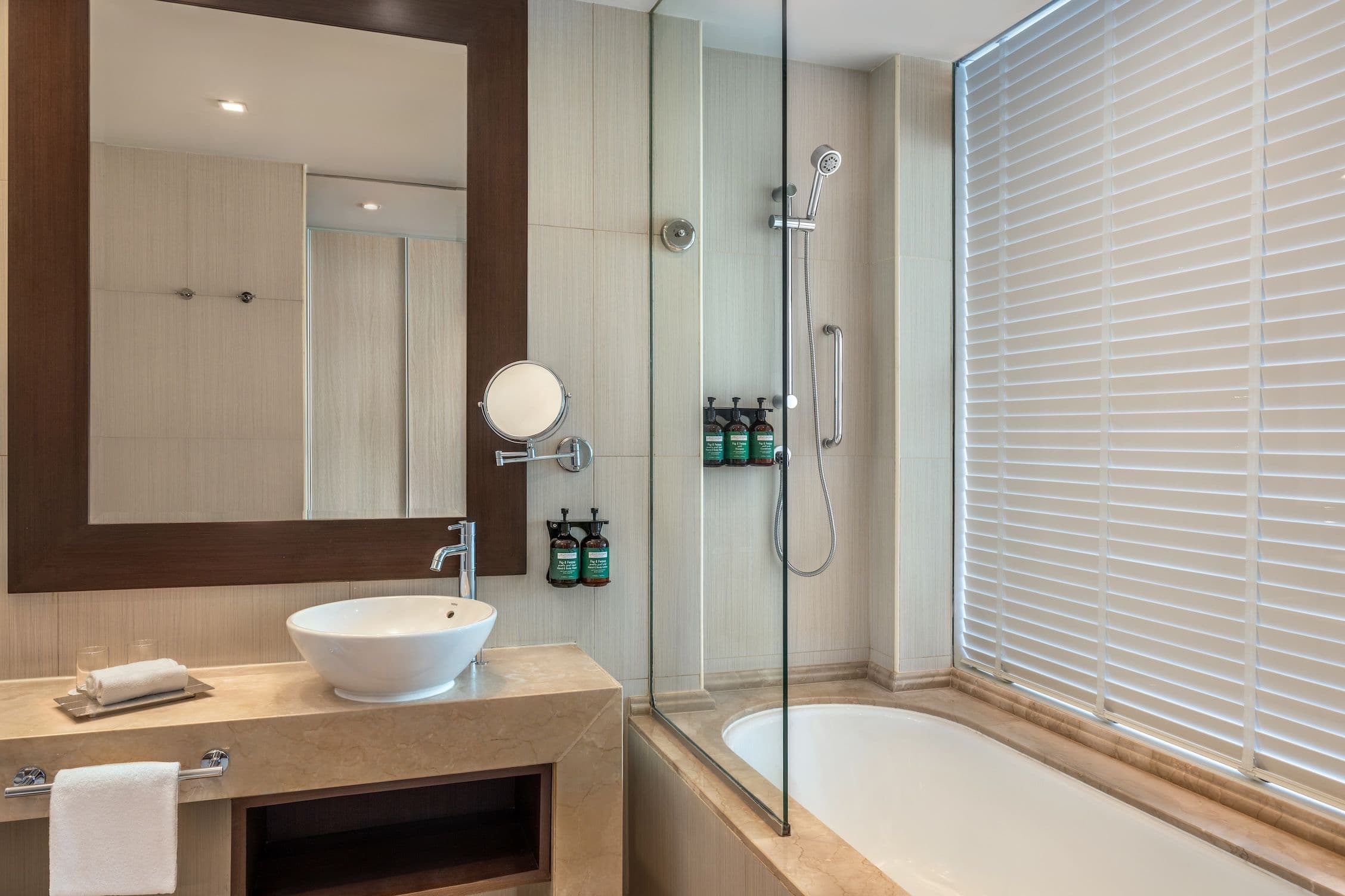 Crowne Plaza Abu Dhabi - Yas Island — 3