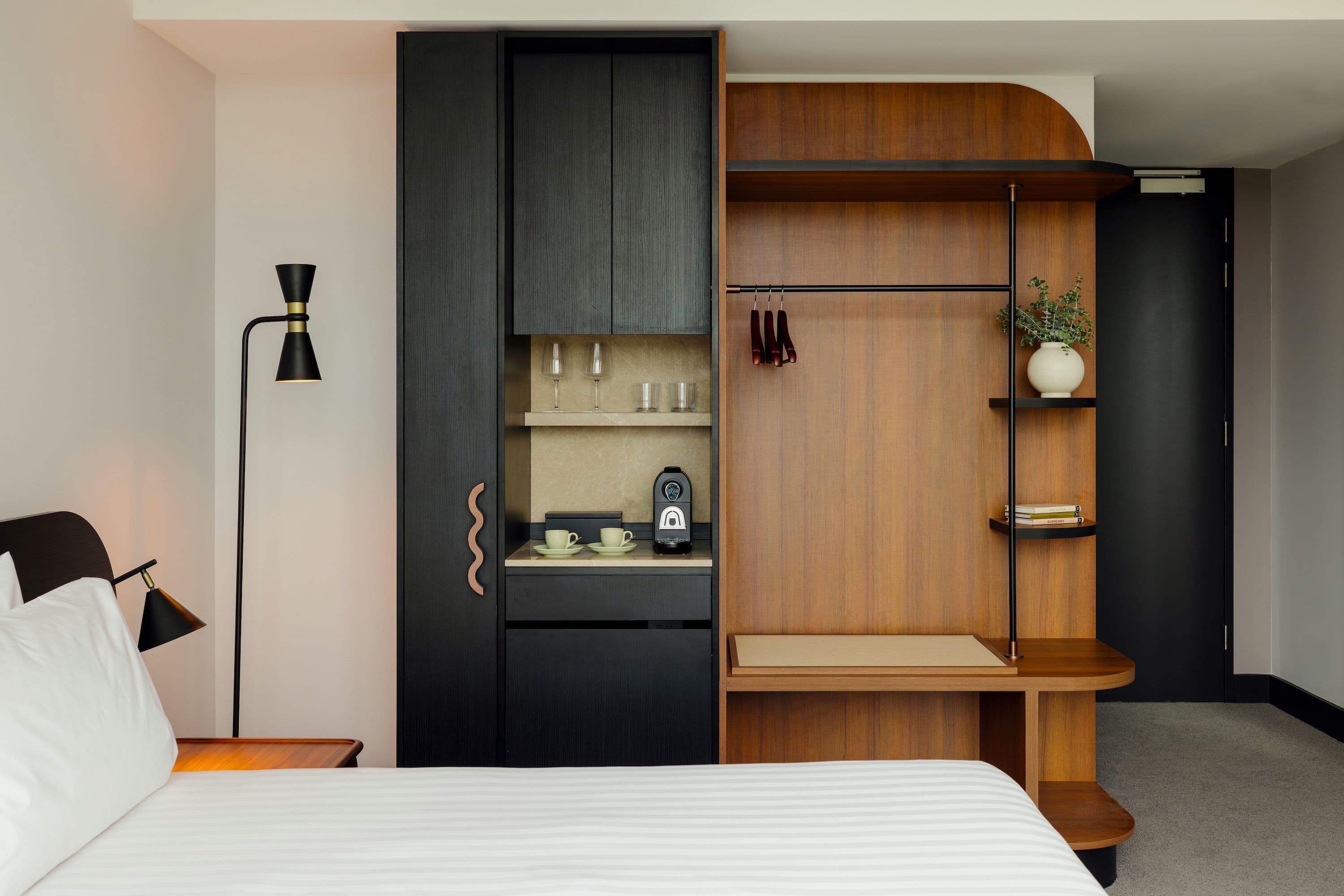 Crowne Plaza Adelaide Mawson Lakes - Image 5