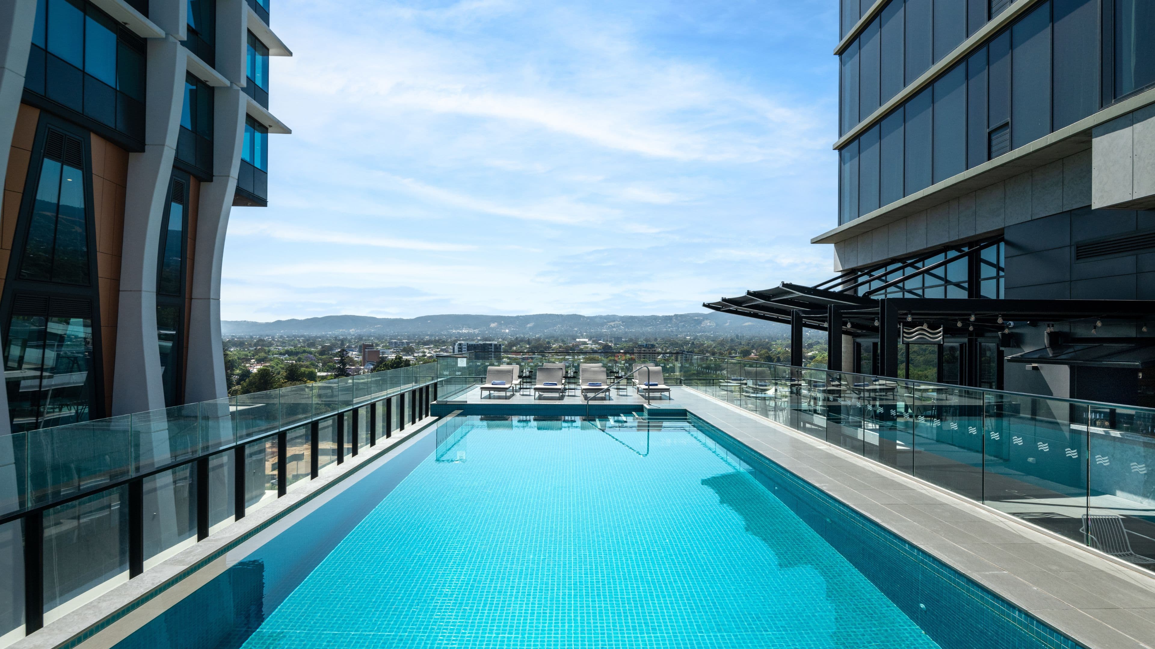 Crowne Plaza Adelaide - Image 1
