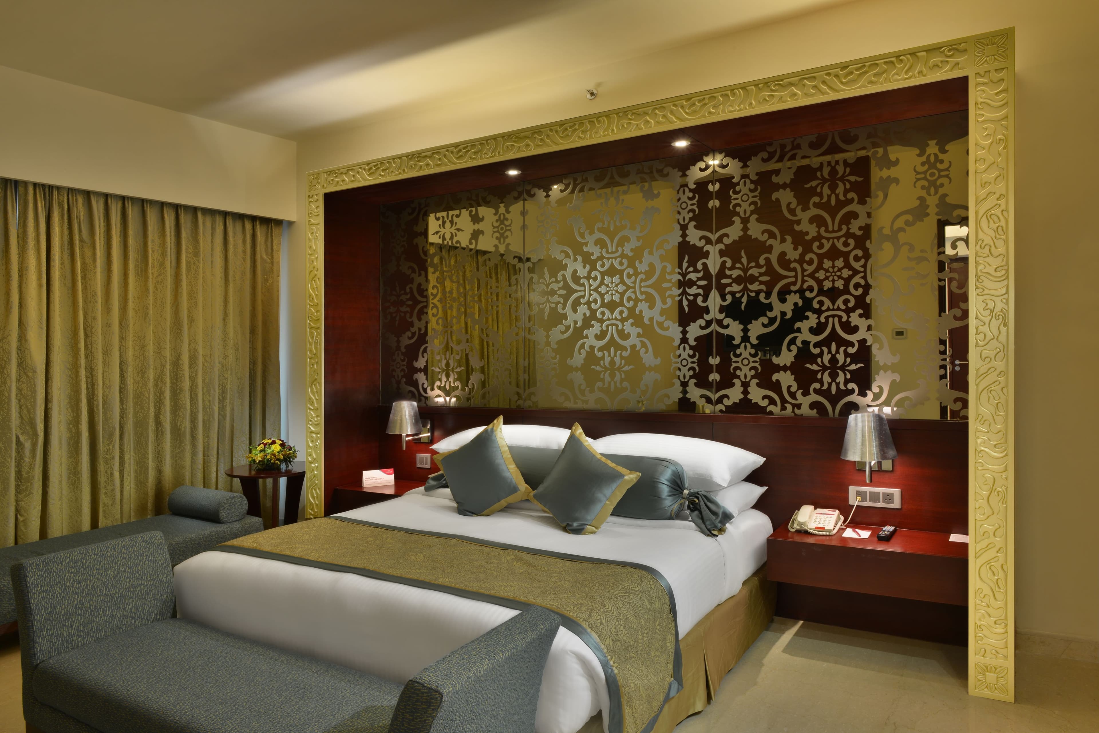 Crowne Plaza Ahmedabad City Centre — 12