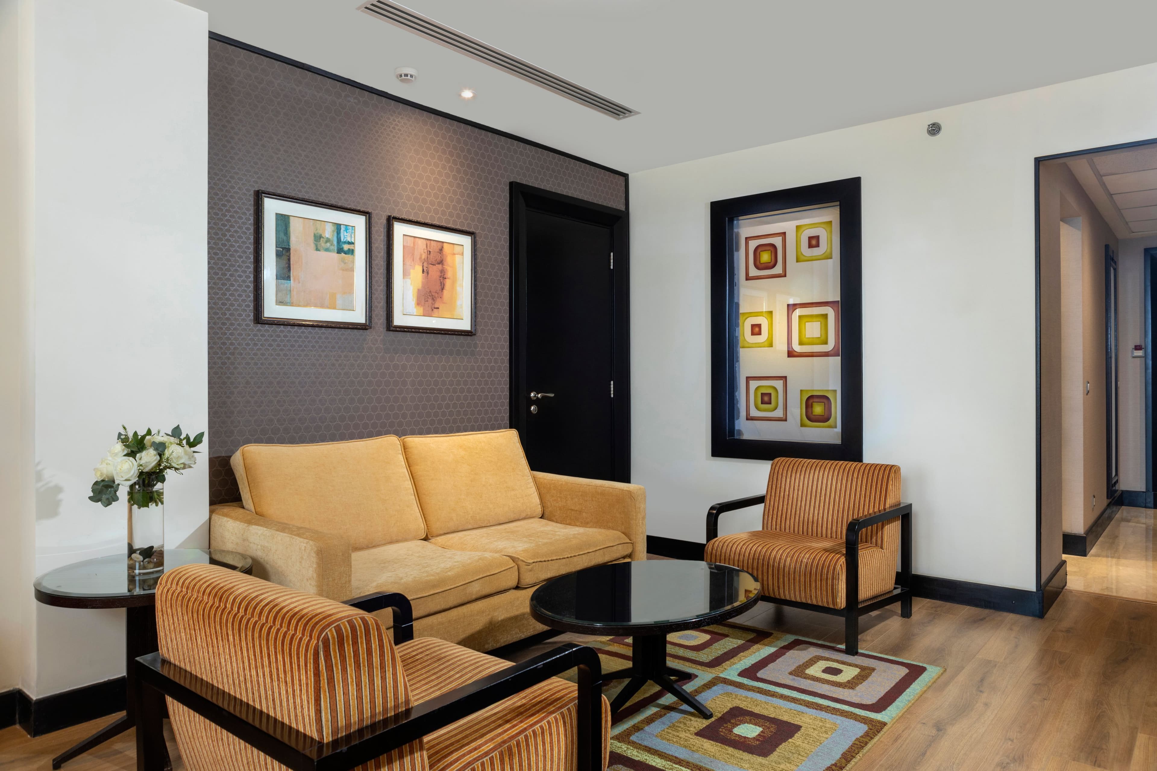 Crowne Plaza Al Khobar - Image 4