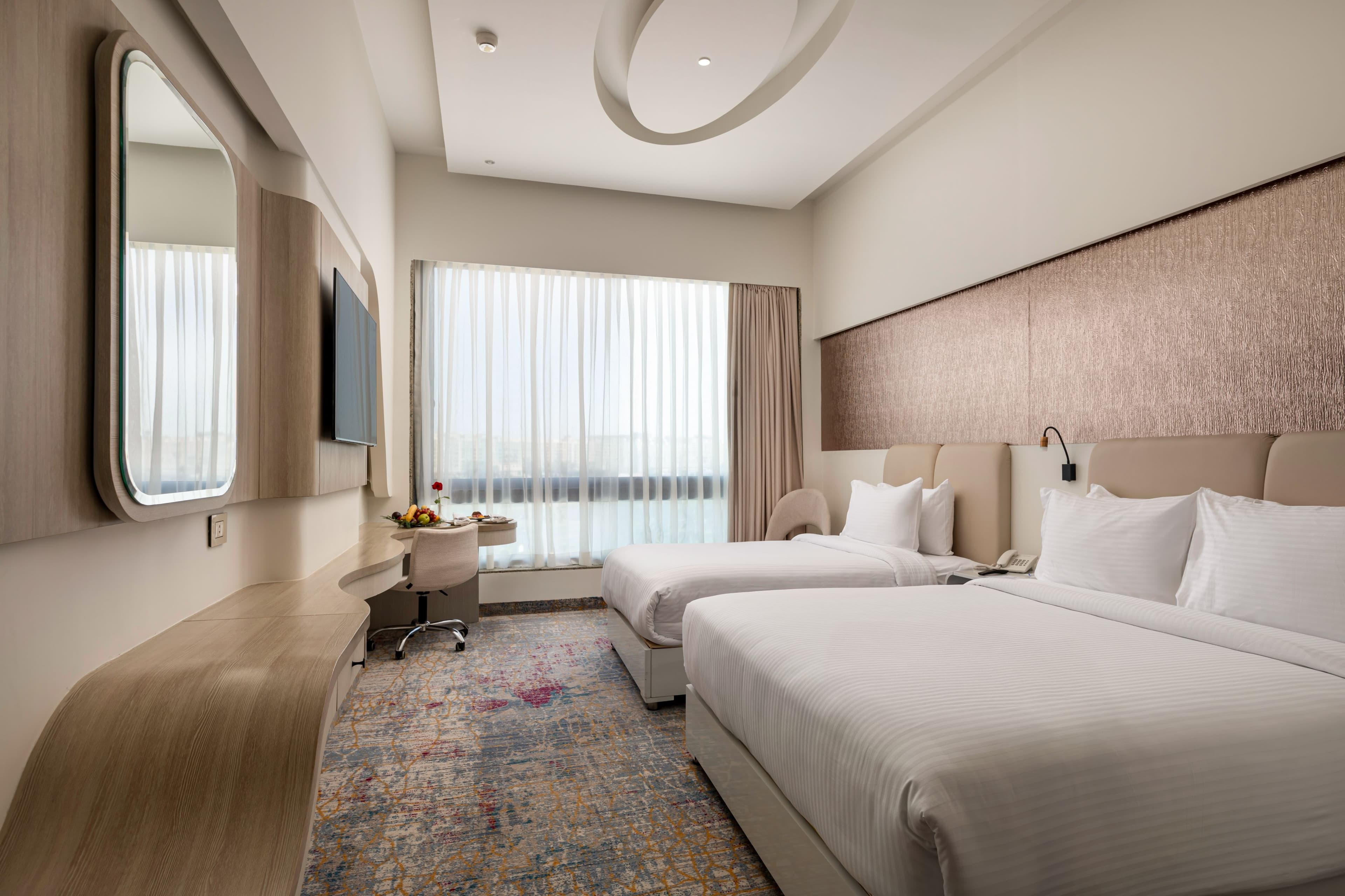 Crowne Plaza Alexandria Mirage - Image 2
