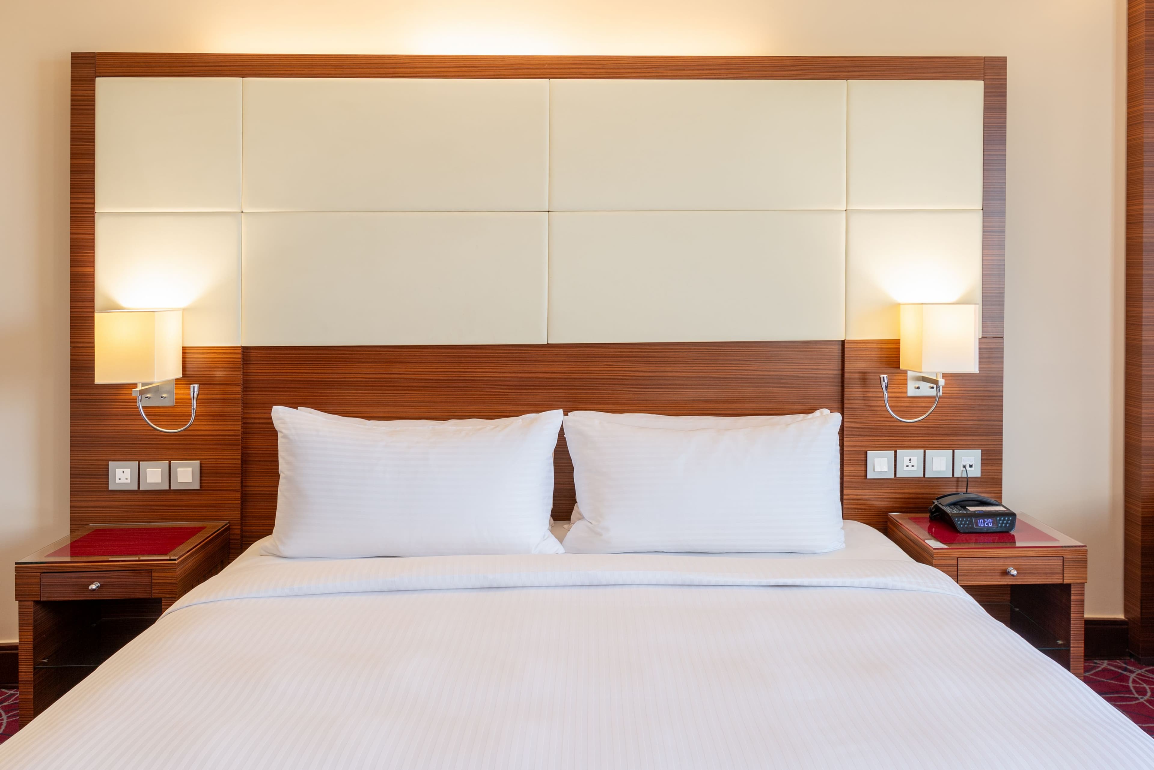 Crowne Plaza Amman - Image 5