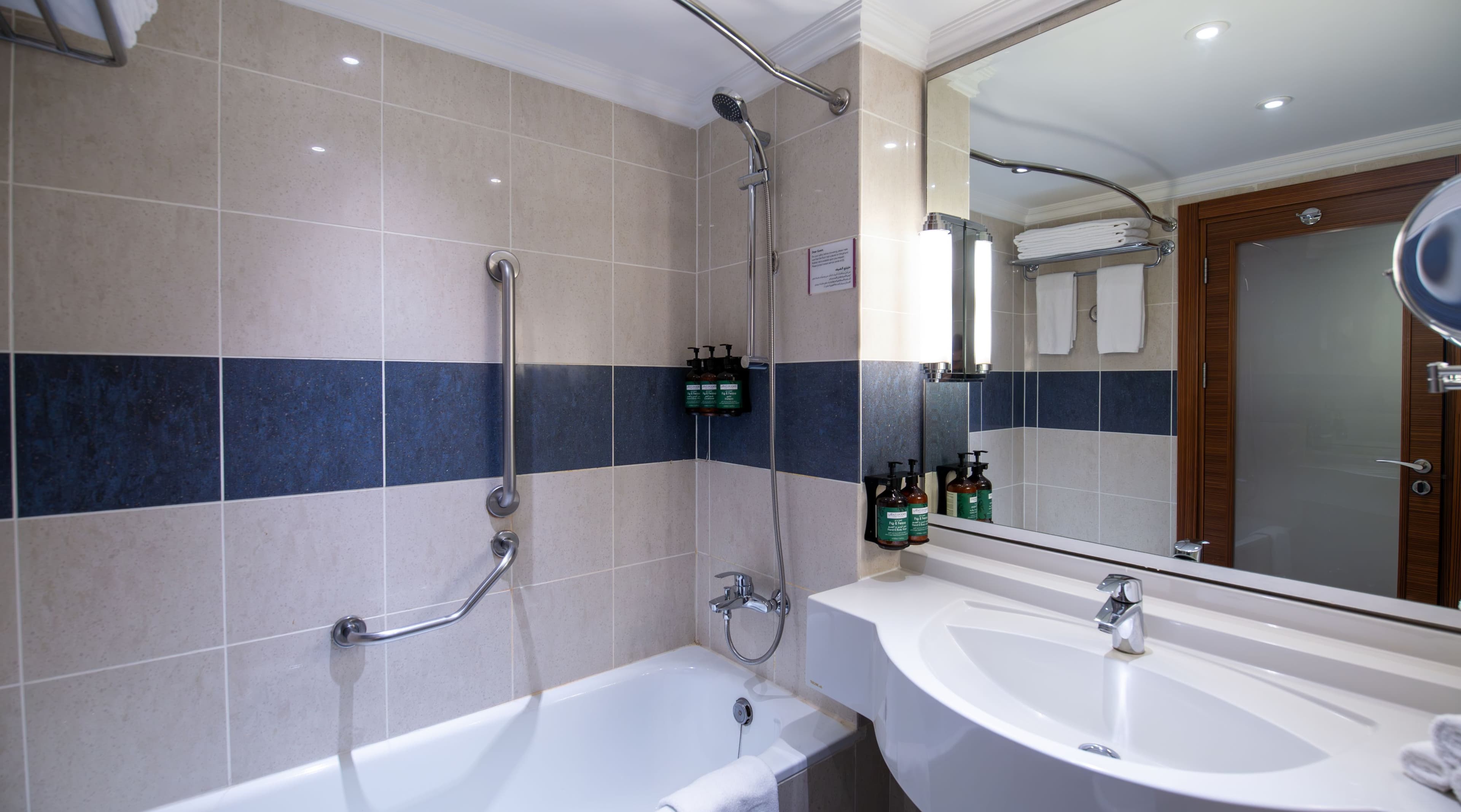 Standard Room - Image 6