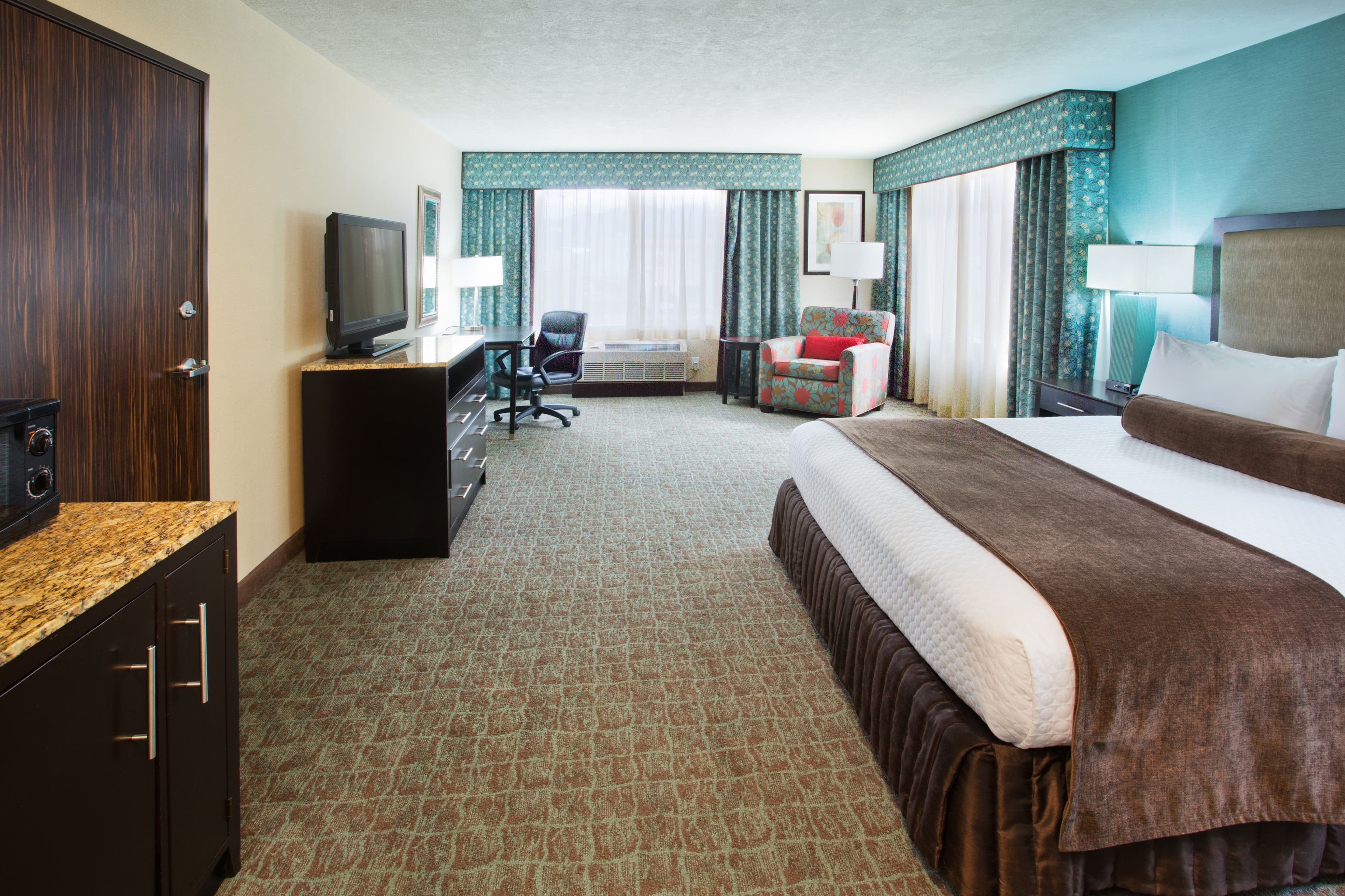 Crowne Plaza Anchorage-Midtown — 8
