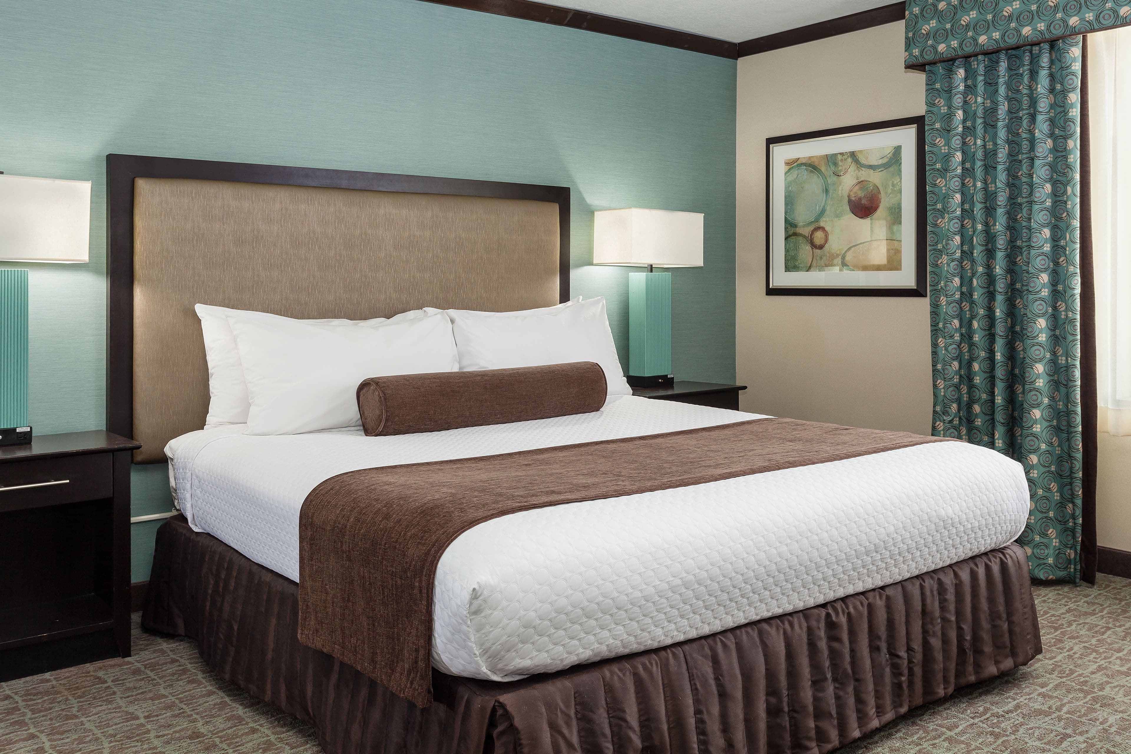 Crowne Plaza Anchorage-Midtown - Image 3