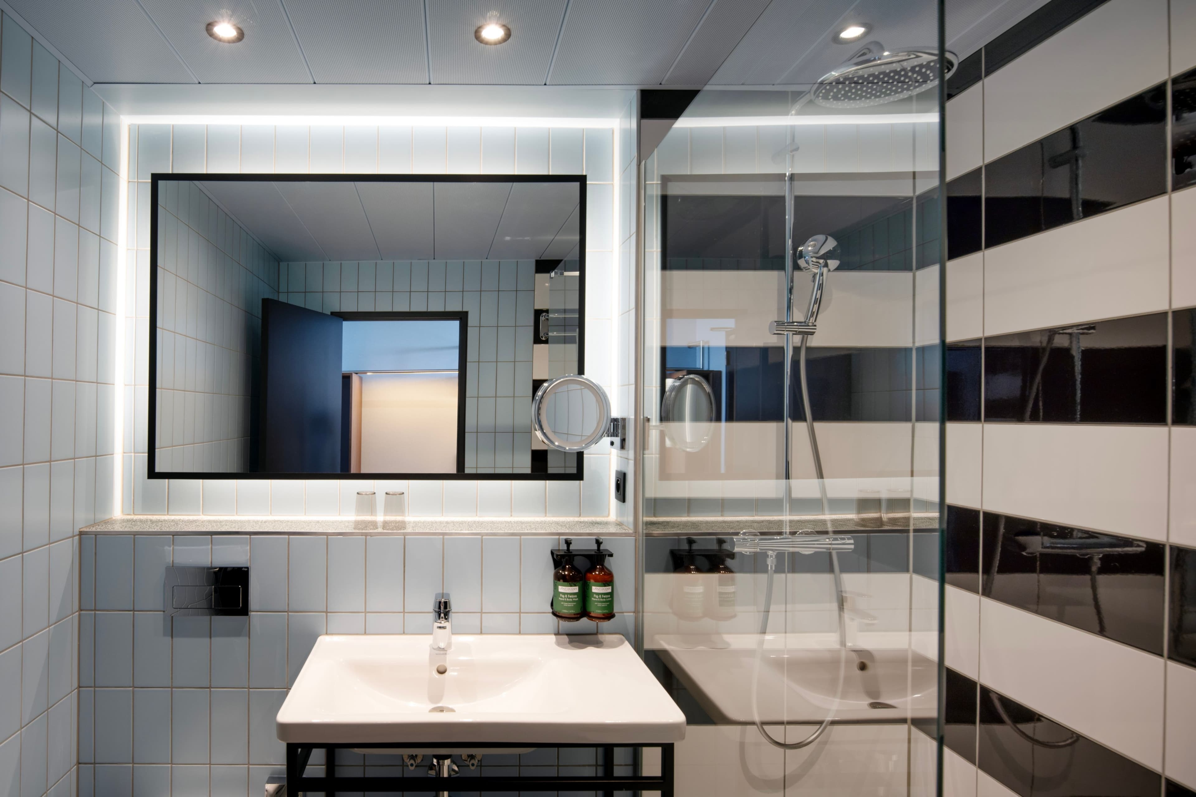 Premium Room - Image 8