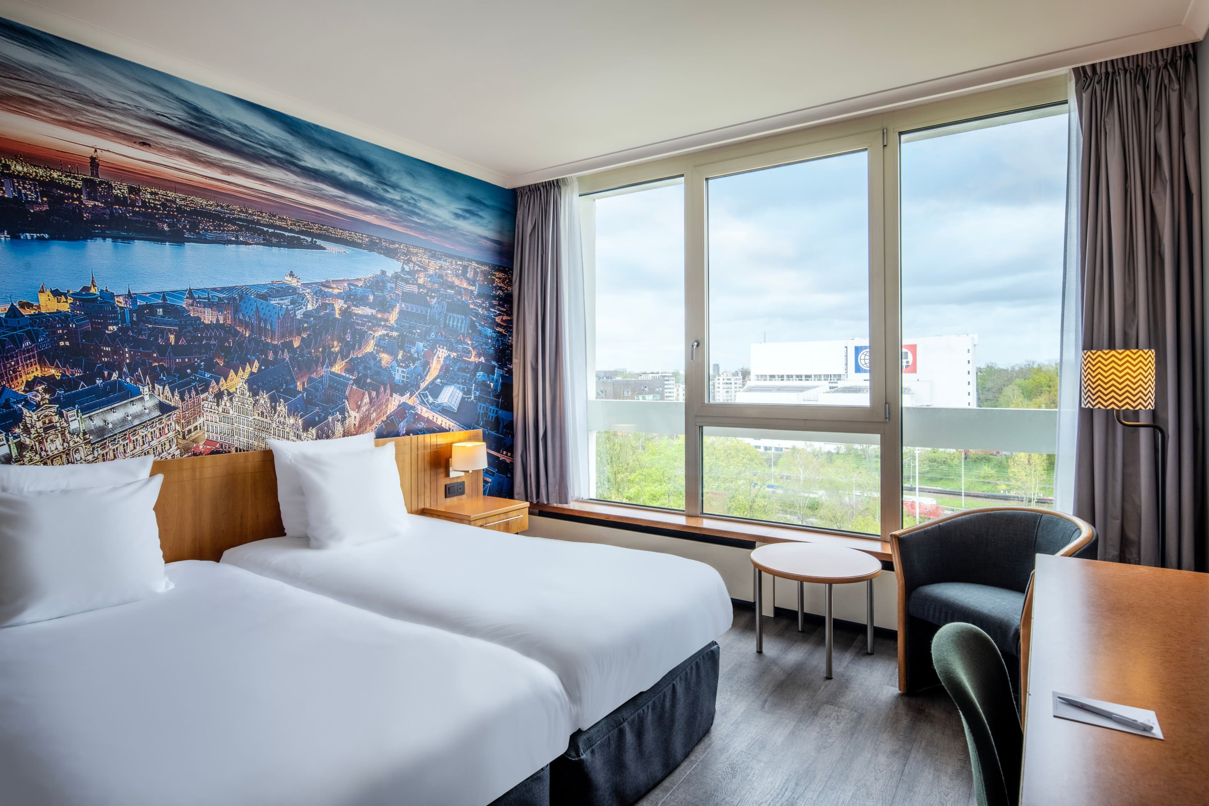Crowne Plaza Antwerp — 23