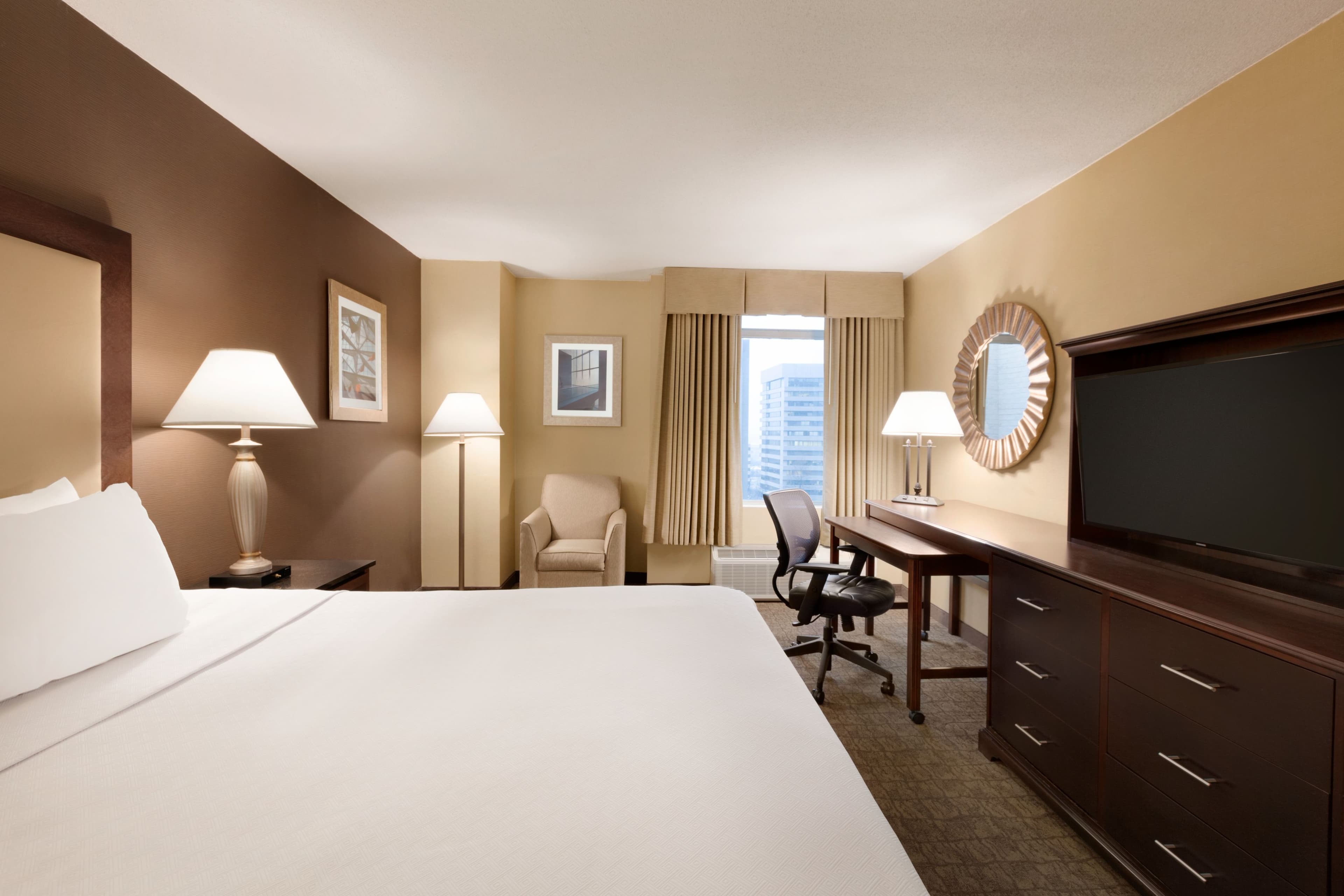 Crowne Plaza Crystal City-Washington, D.C. — 8