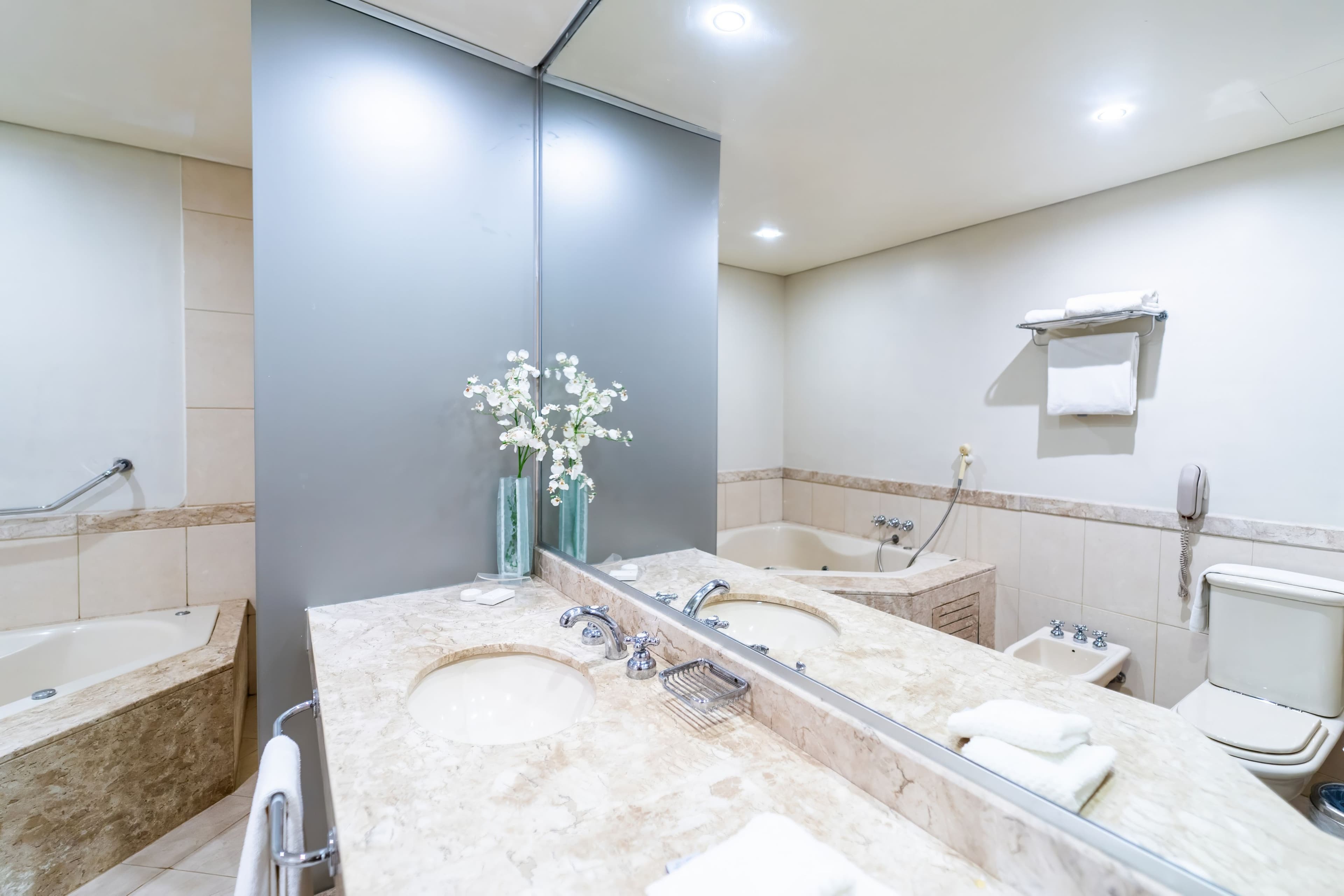 Crowne Plaza Asuncion — 18