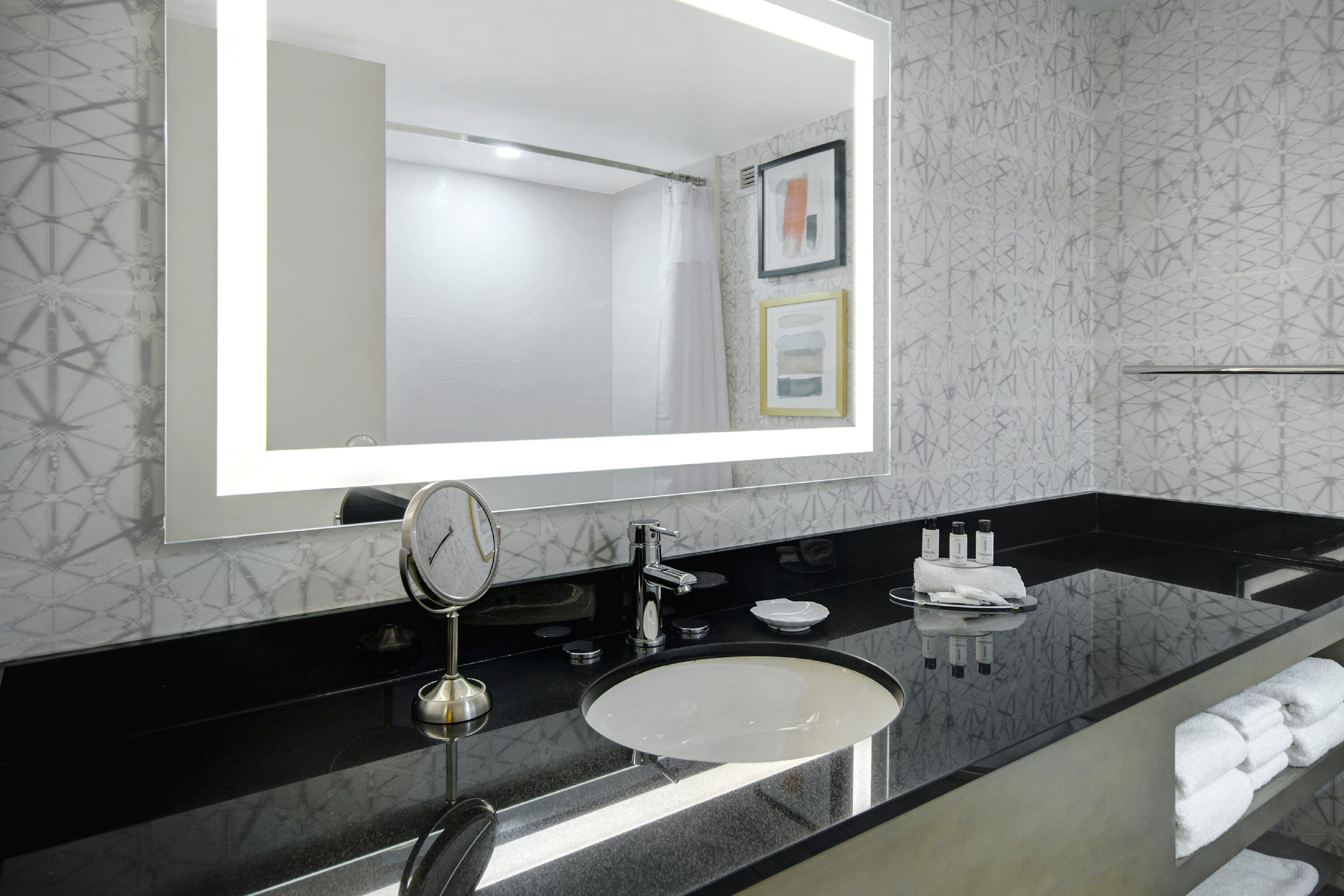 Crowne Plaza Auburn Hills — 22