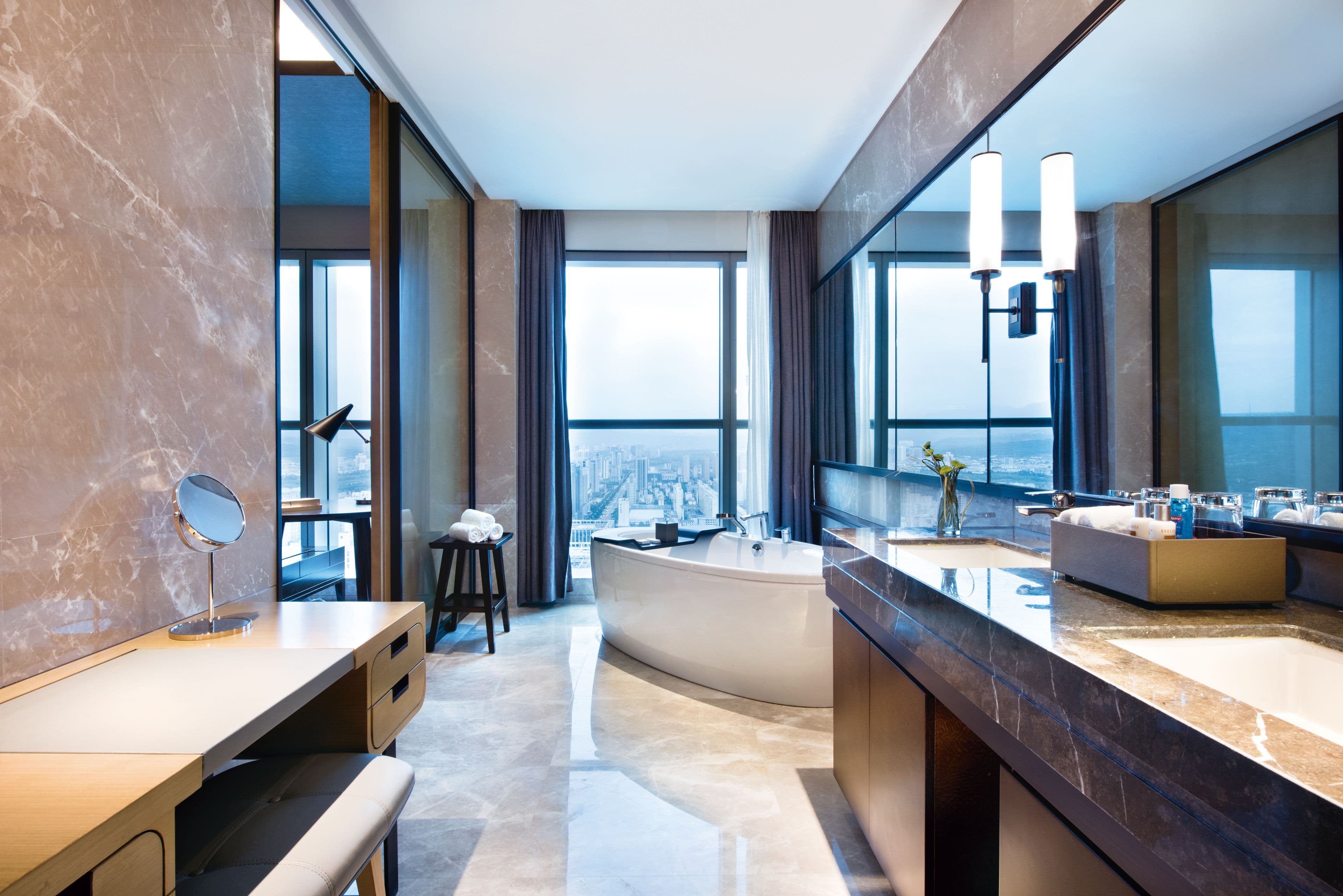 Crowne Plaza Baoji City Center — 9