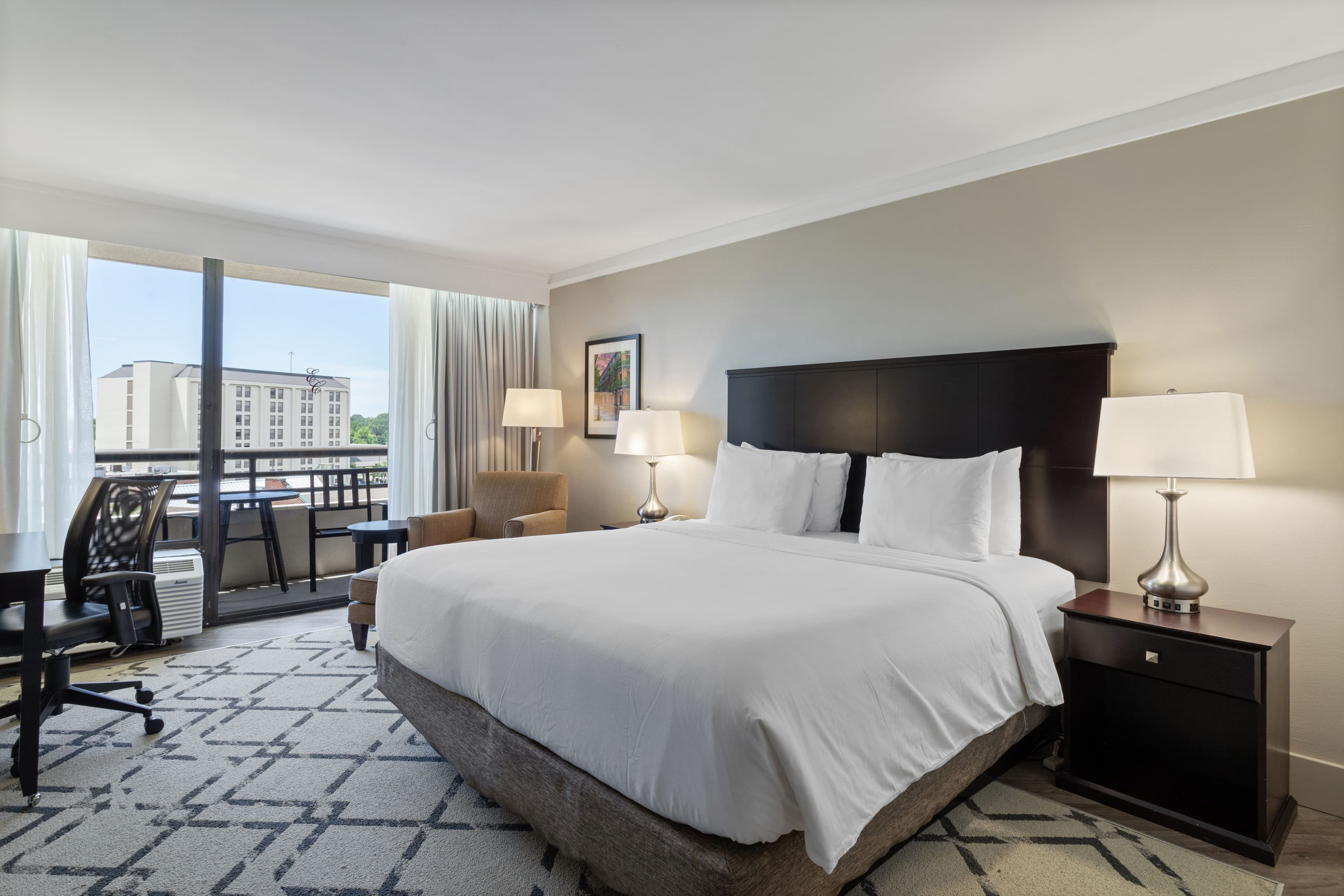 Crowne Plaza Executive Center Baton Rouge — 25