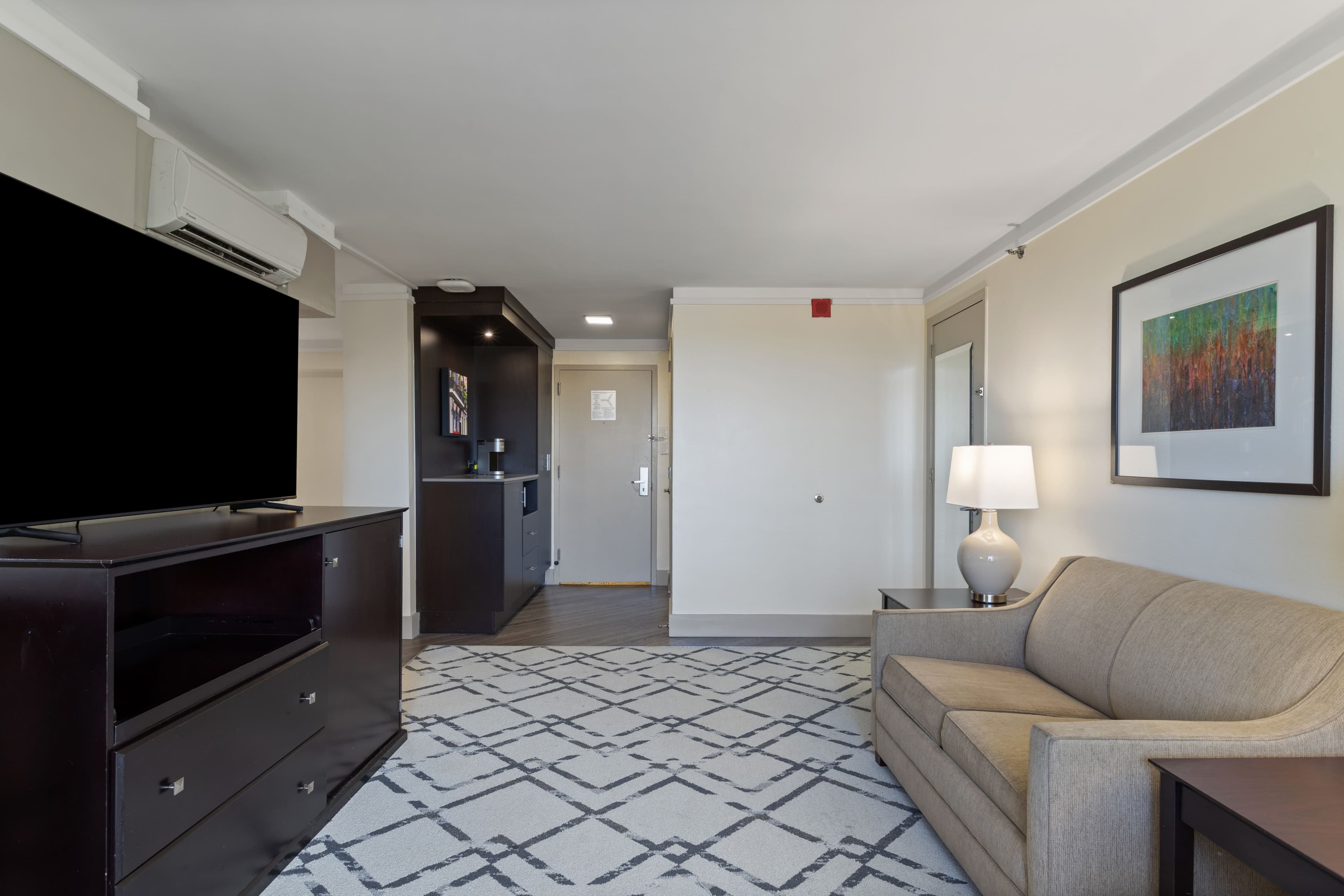 Crowne Plaza Executive Center Baton Rouge — 74