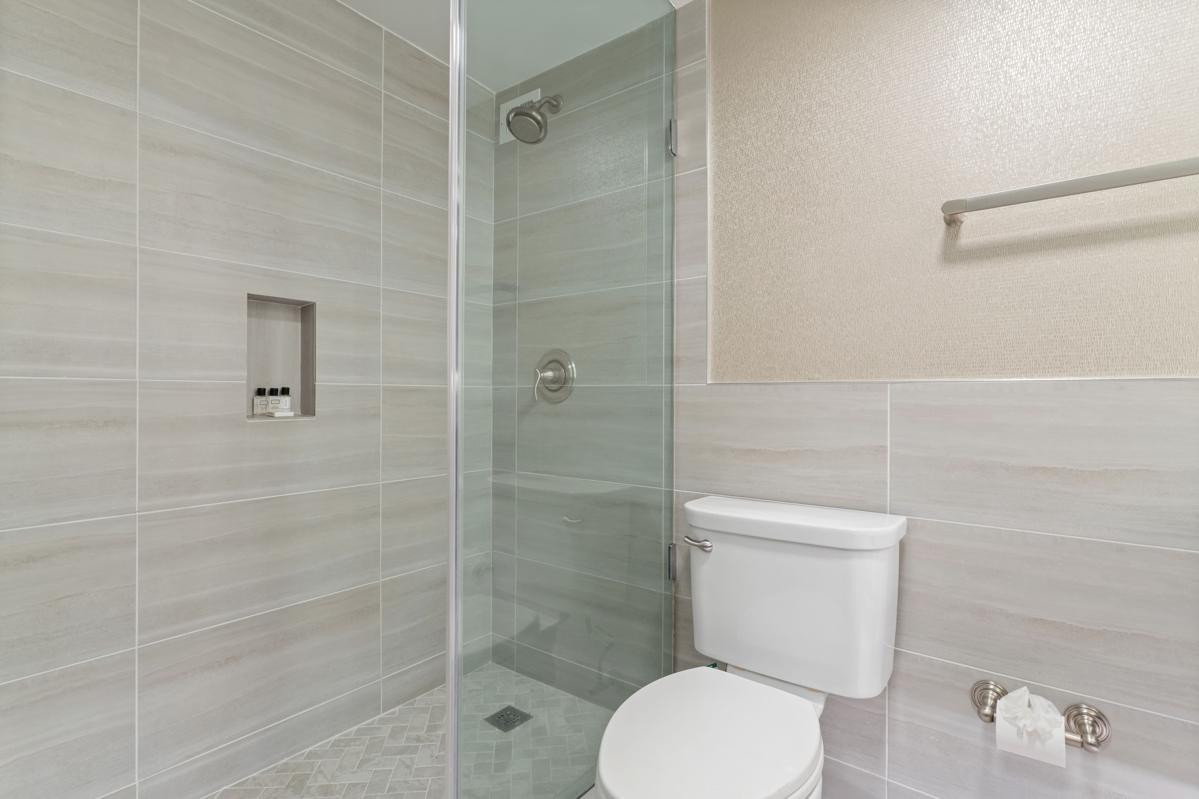 Crowne Plaza Executive Center Baton Rouge — 10