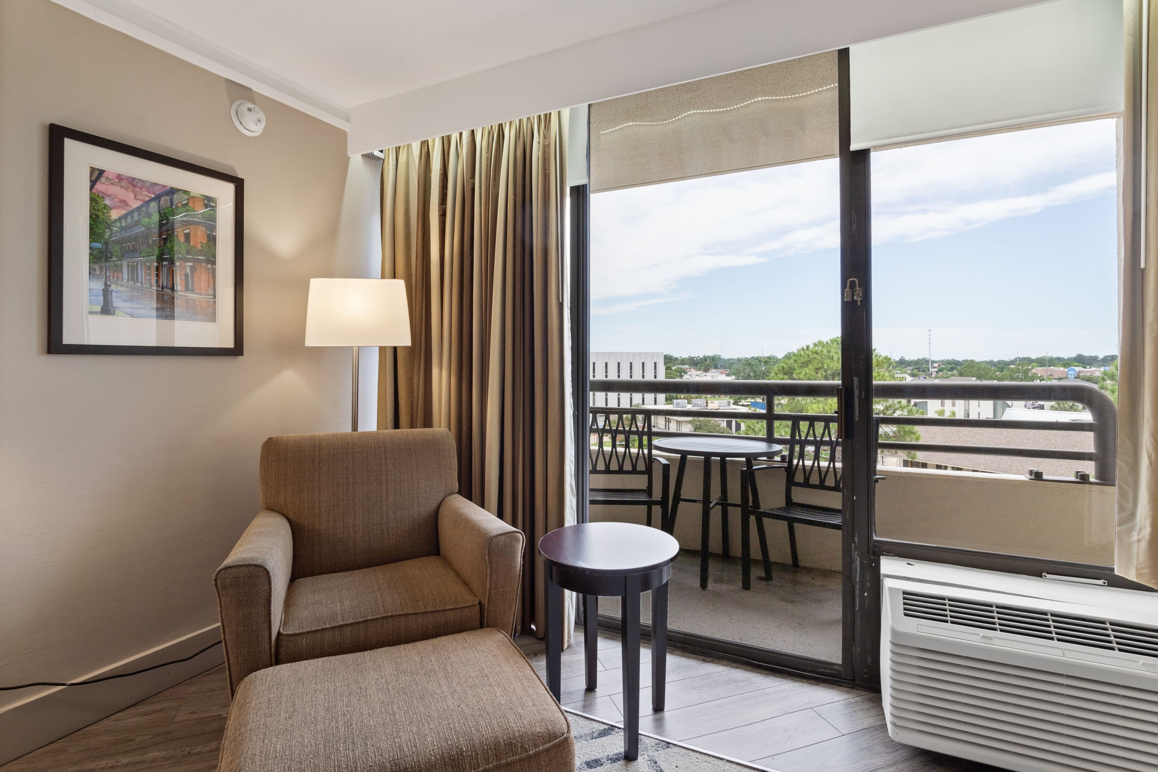 Crowne Plaza Executive Center Baton Rouge — 11