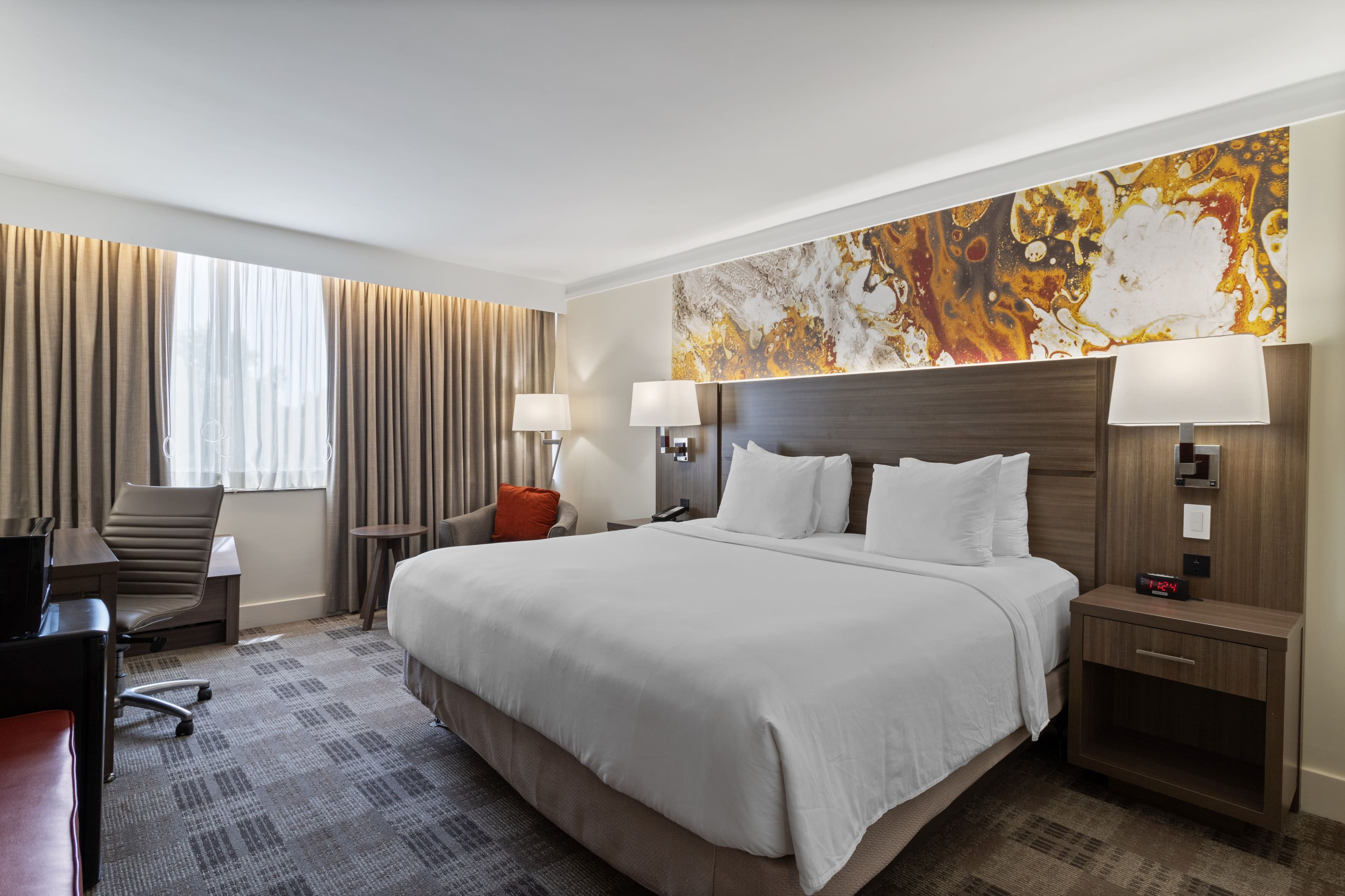 Crowne Plaza Executive Center Baton Rouge — 7
