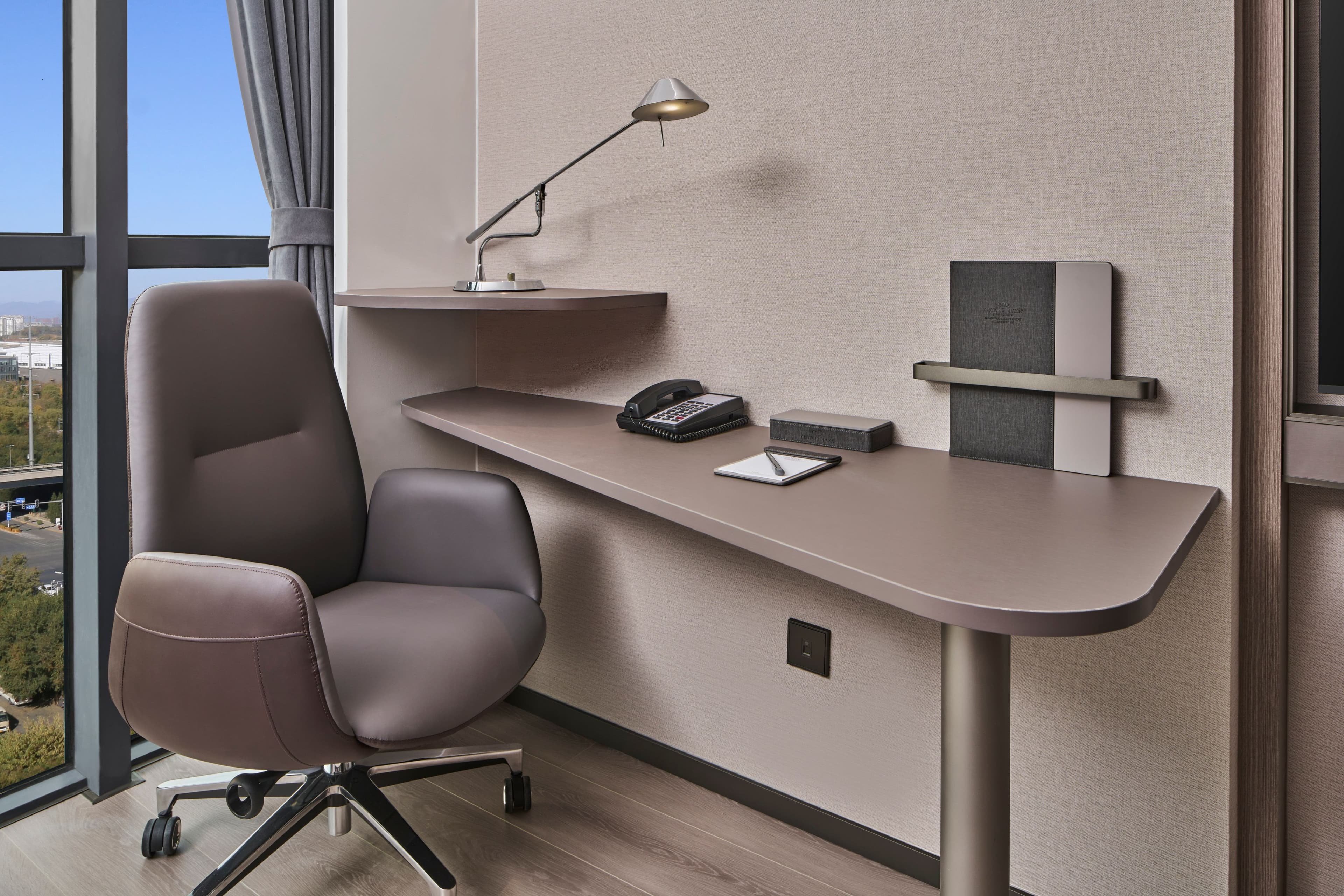 Crowne Plaza Beijing International Airport - Image 4