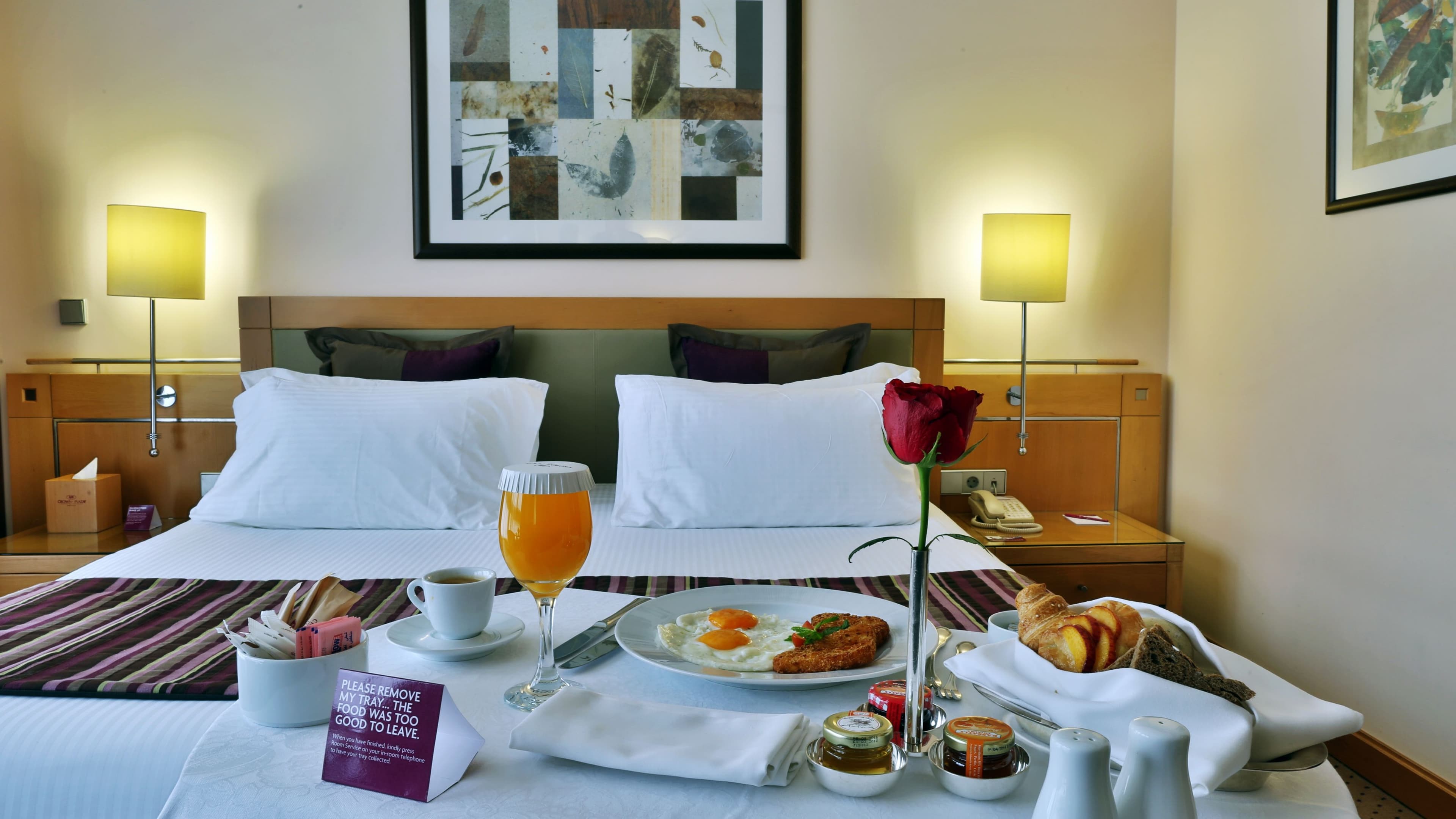 Crowne Plaza Beirut - Image 3