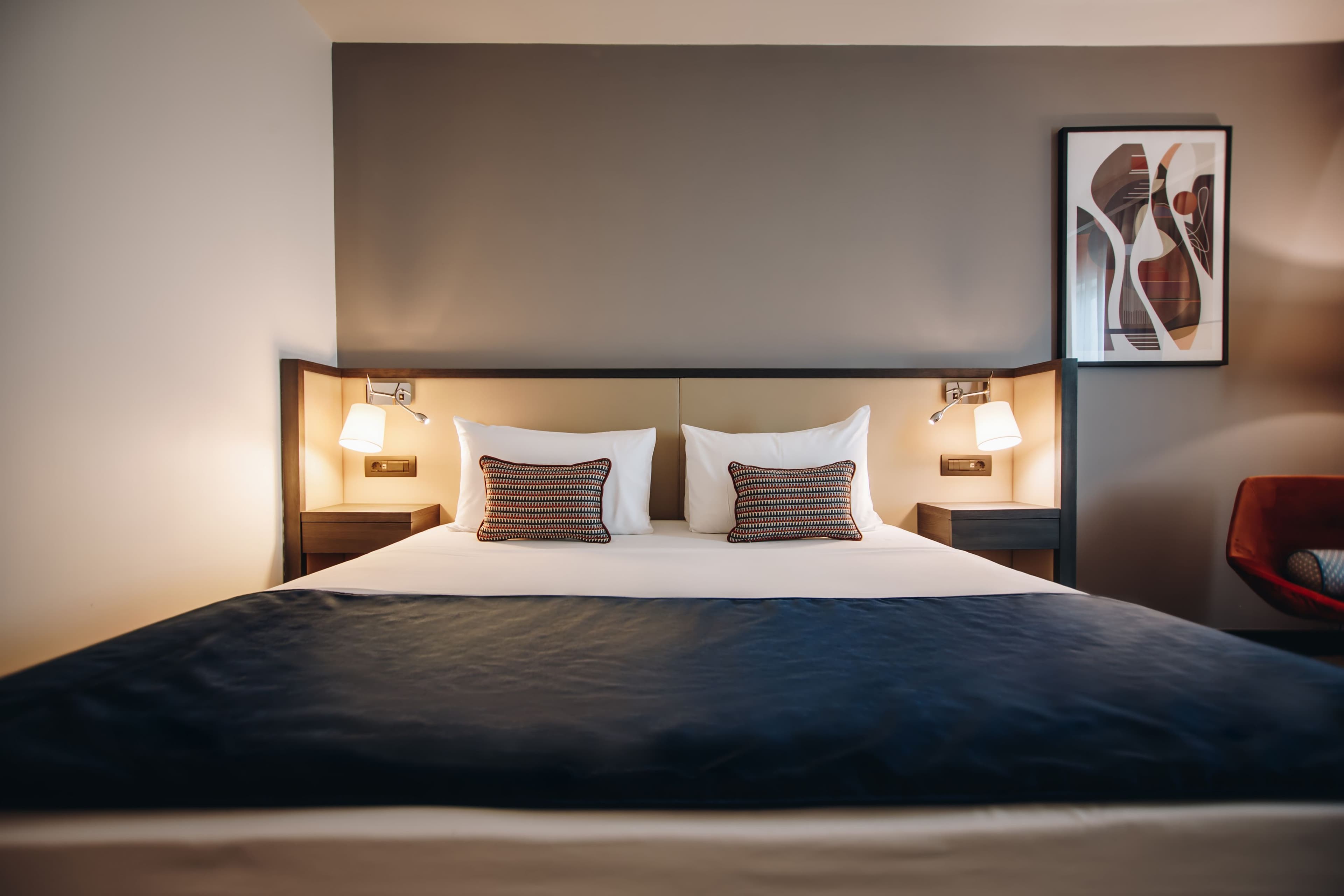Crowne Plaza Belgrade - Image 2