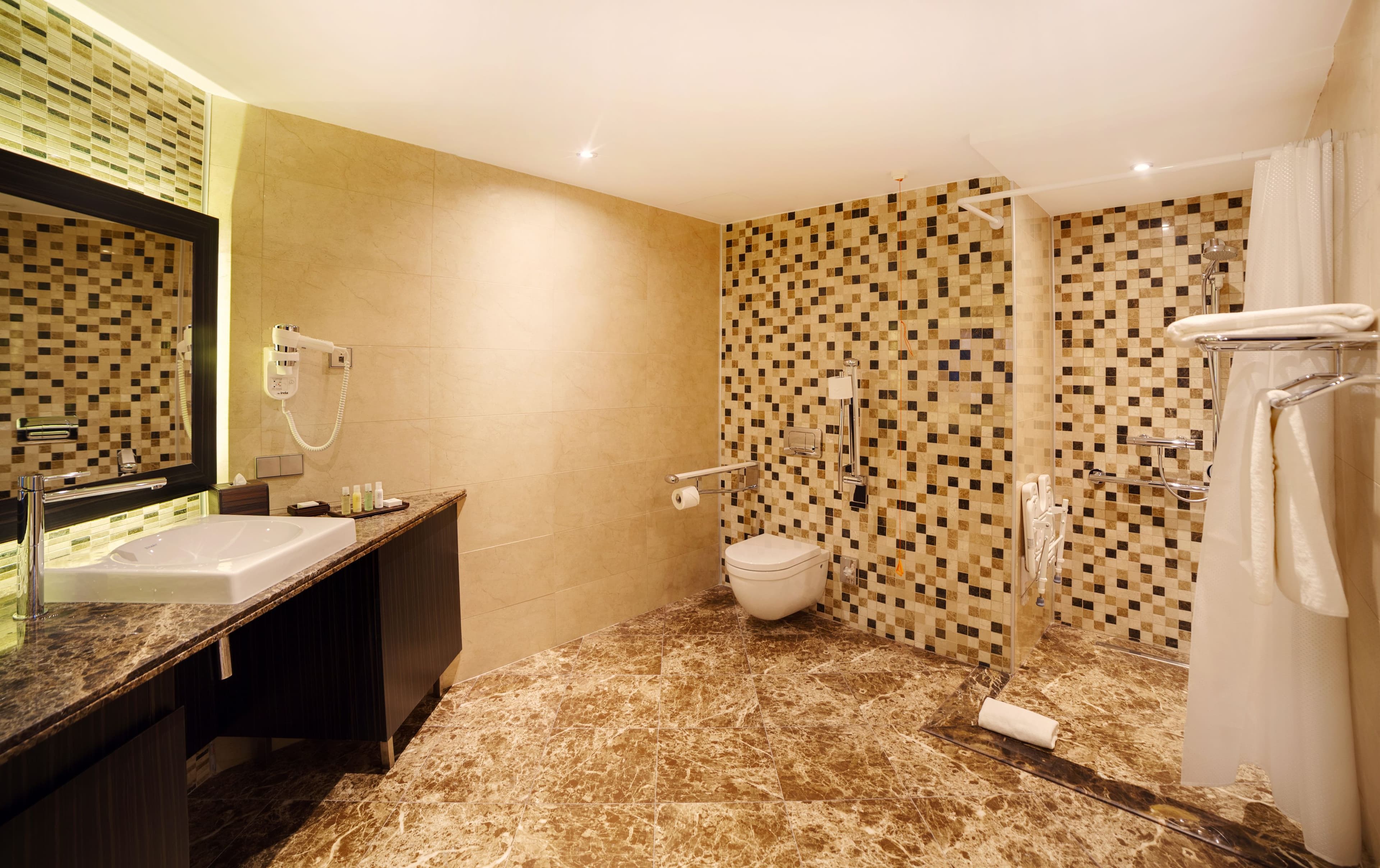 Crowne Plaza Borjomi — 6