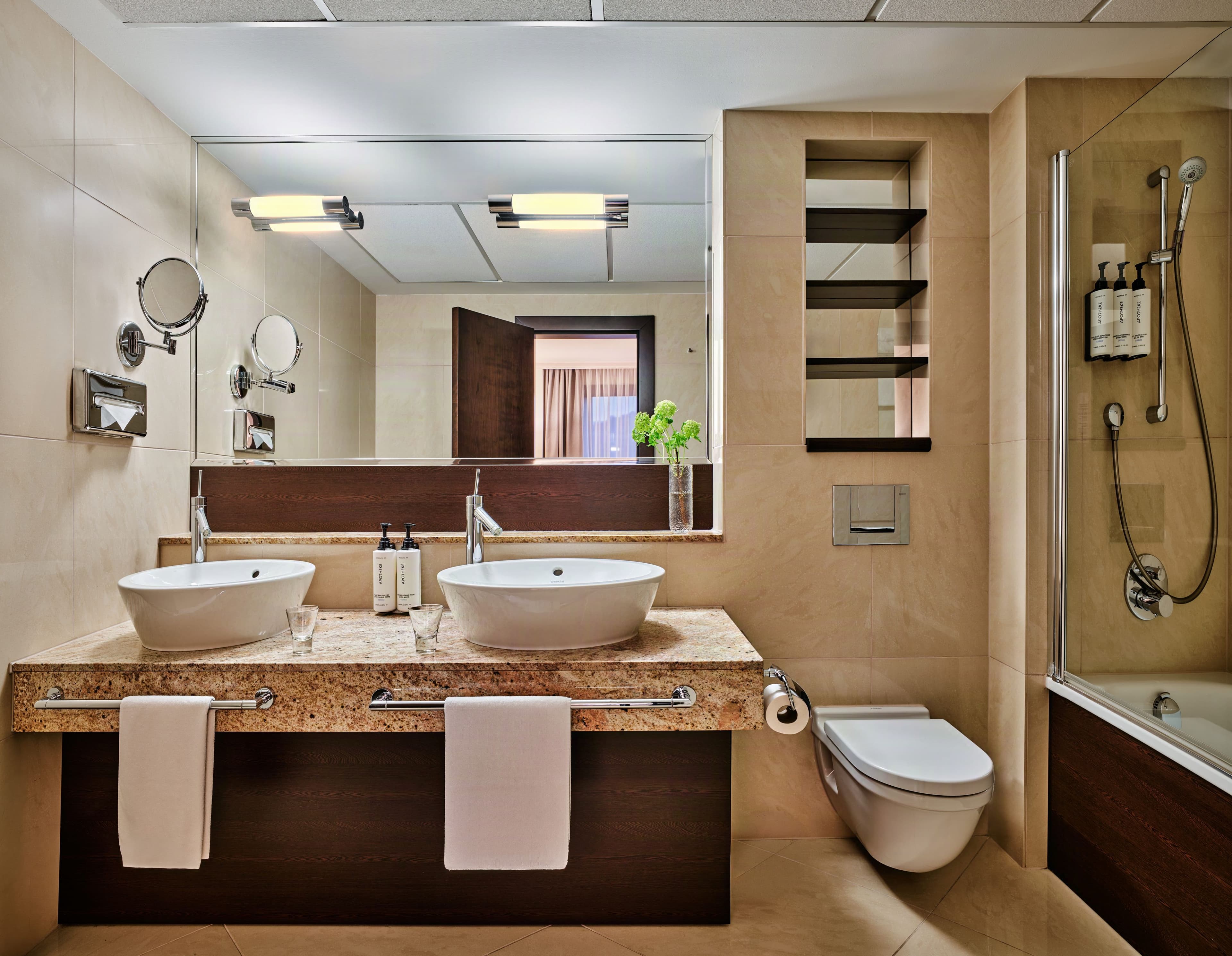 Crowne Plaza Bratislava — 20