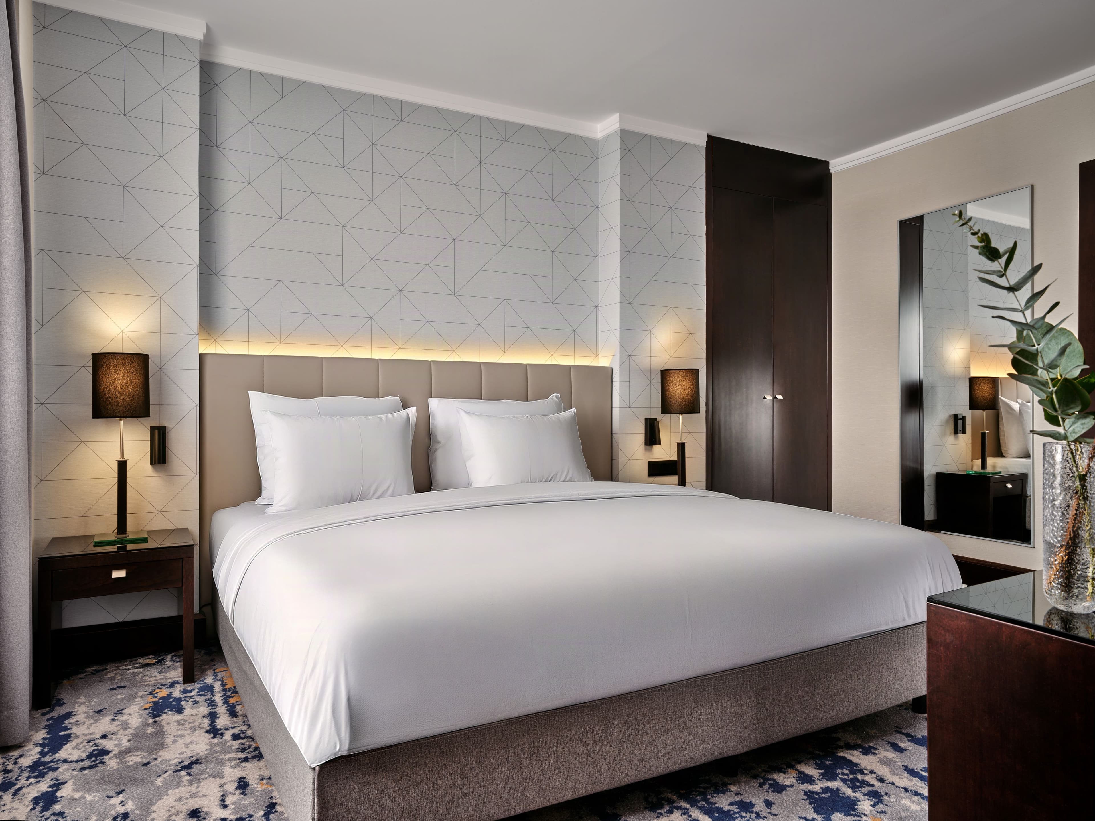 Crowne Plaza Bratislava — 8