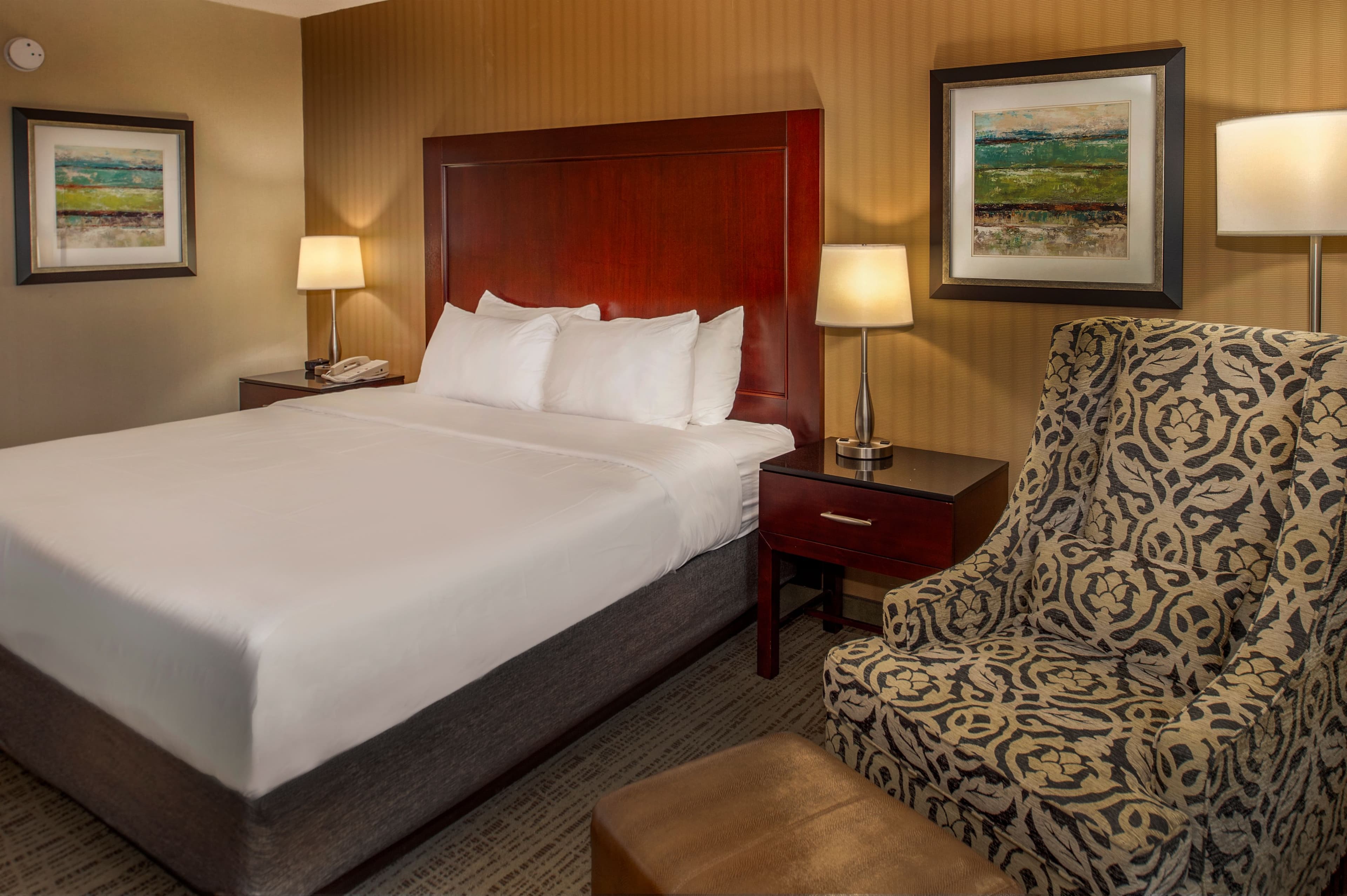 Crowne Plaza St. Louis Airport — 15