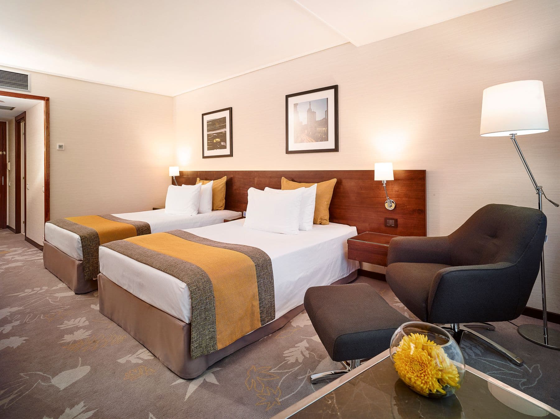 Crowne Plaza Bucharest — 12