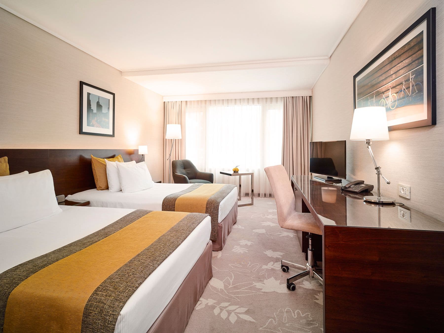 Crowne Plaza Bucharest — 11