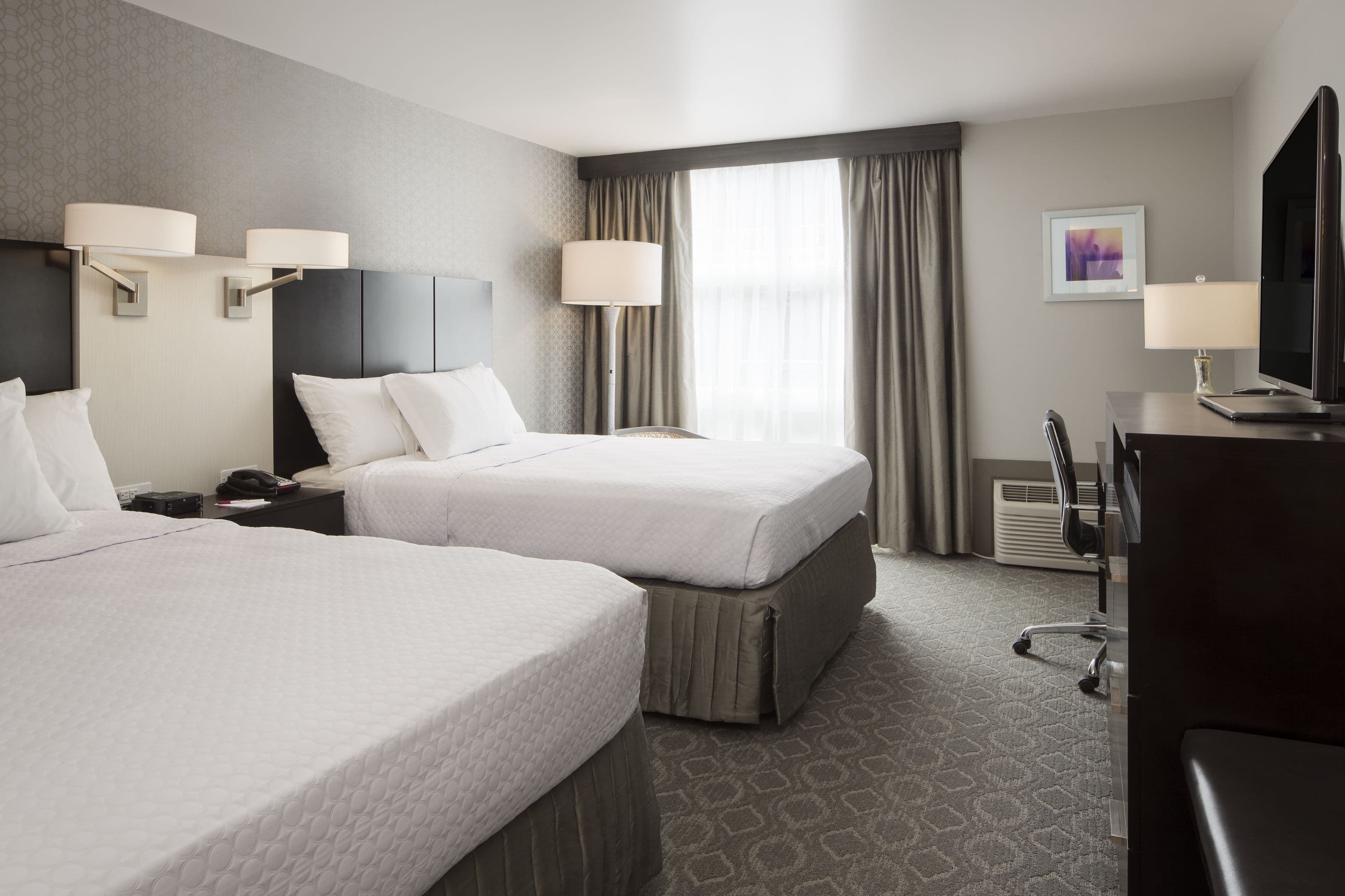 Crowne Plaza Chicago SW - Burr Ridge — 97