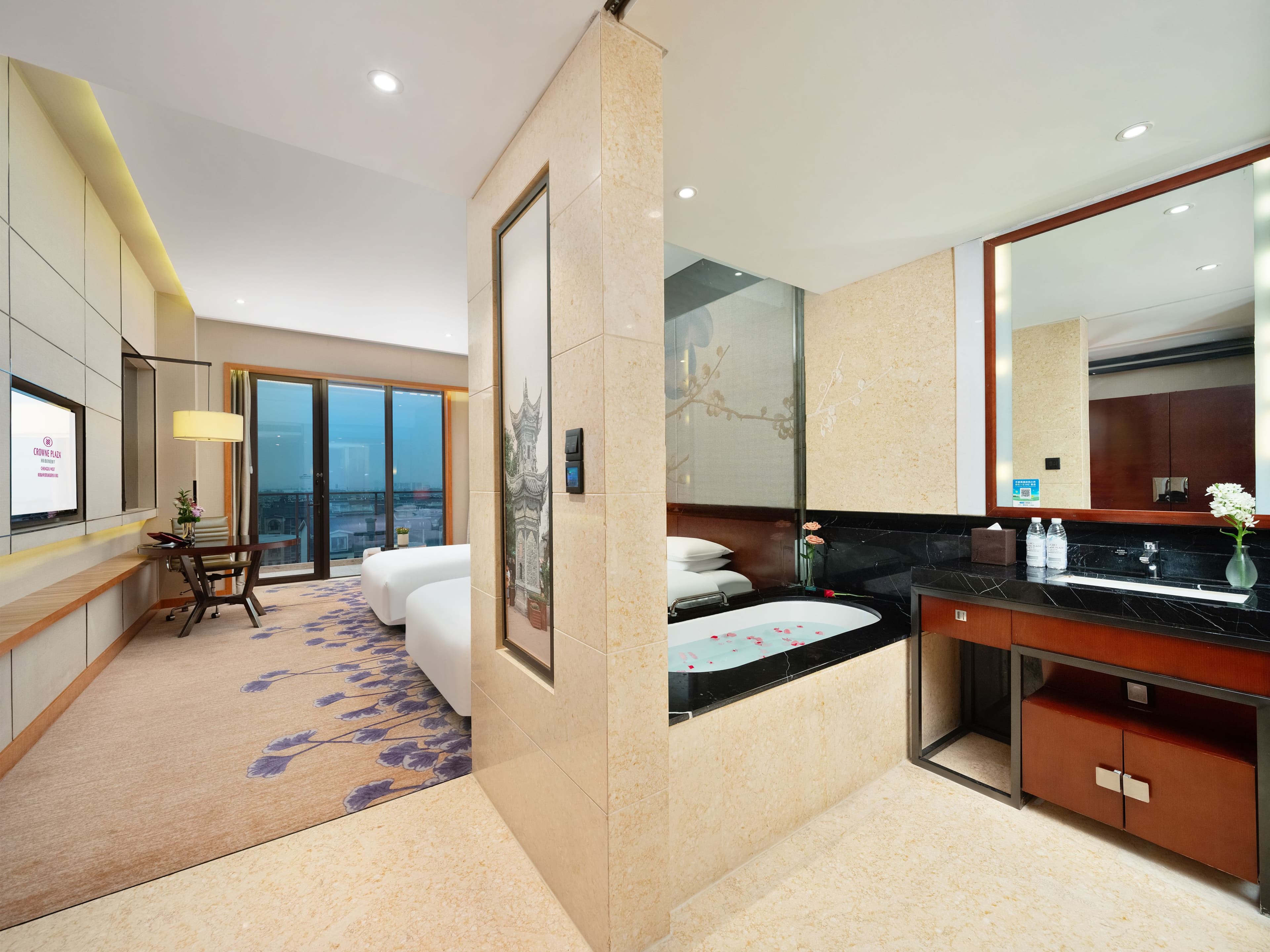 Crowne Plaza Chengdu West - Image 3