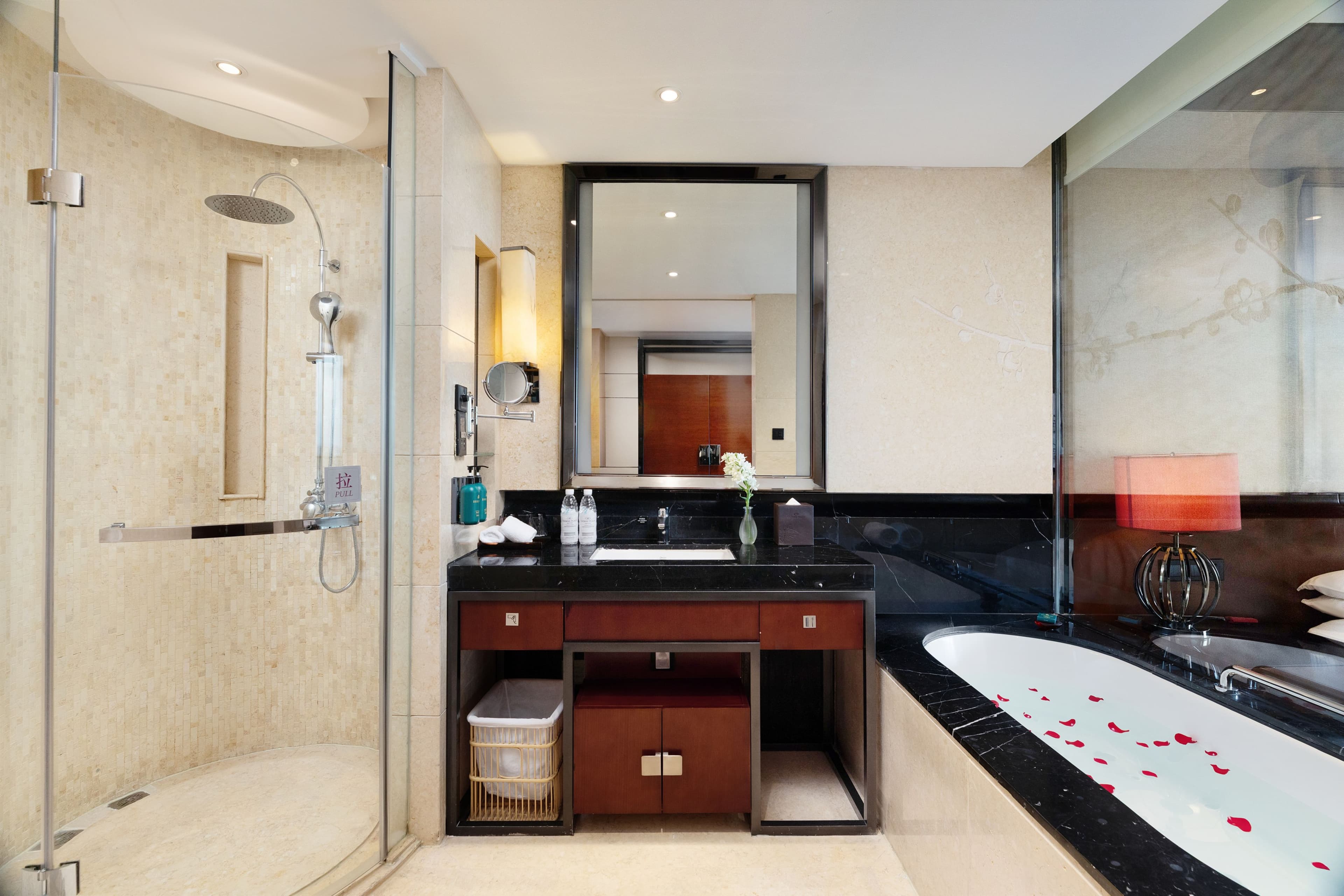 Crowne Plaza Chengdu West — 8