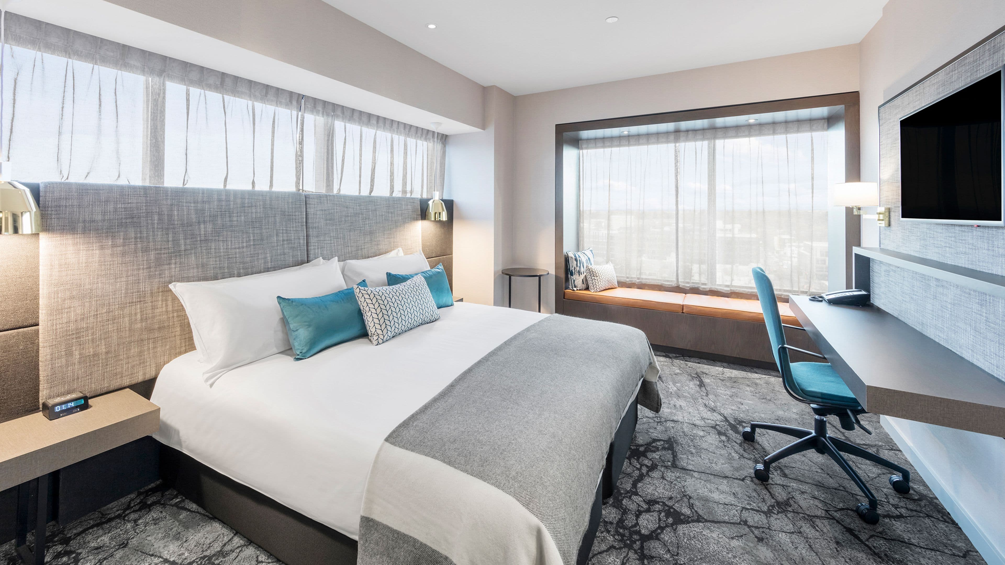 Crowne Plaza Christchurch — 8