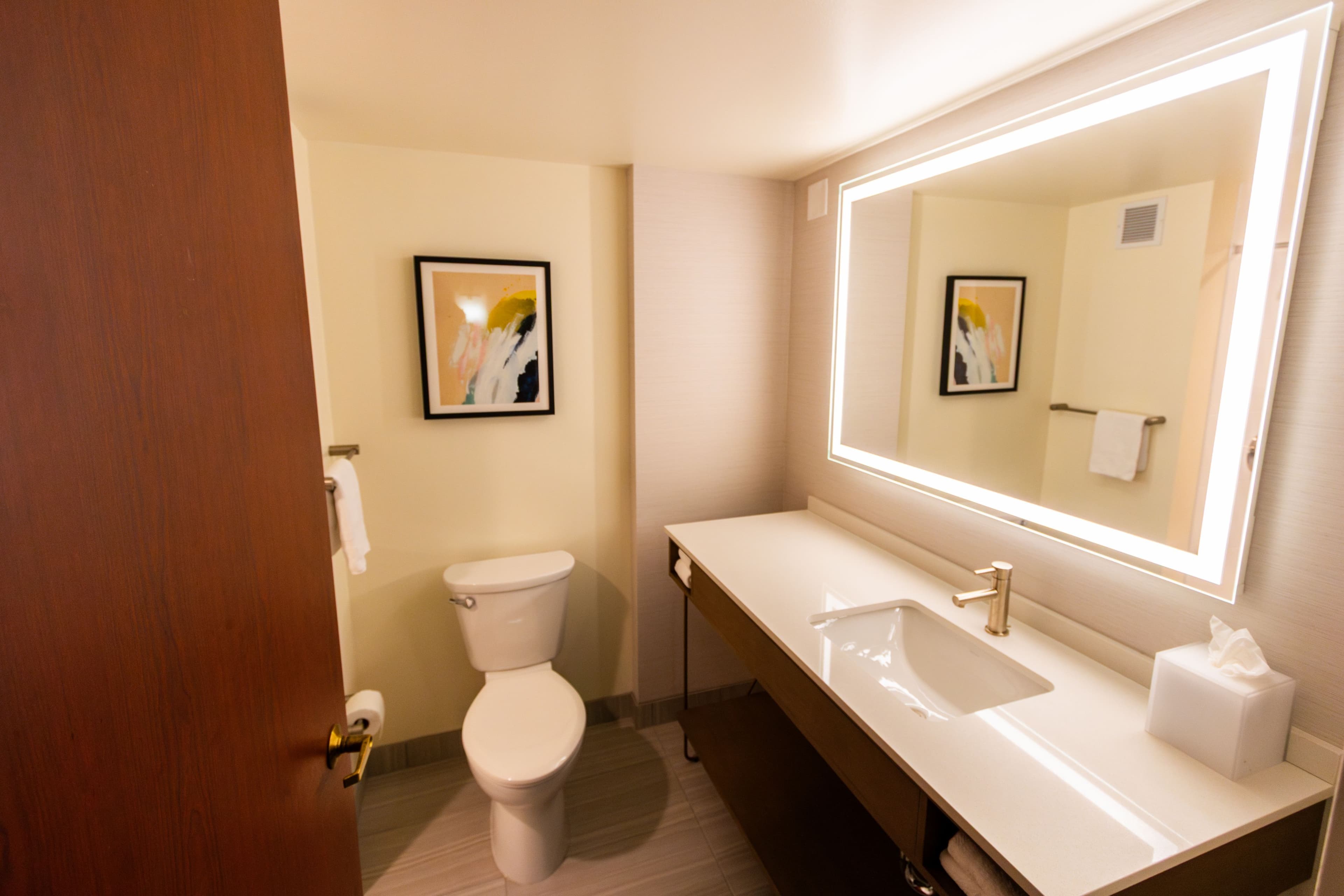 Crowne Plaza Cleveland at Playhouse Square — 22