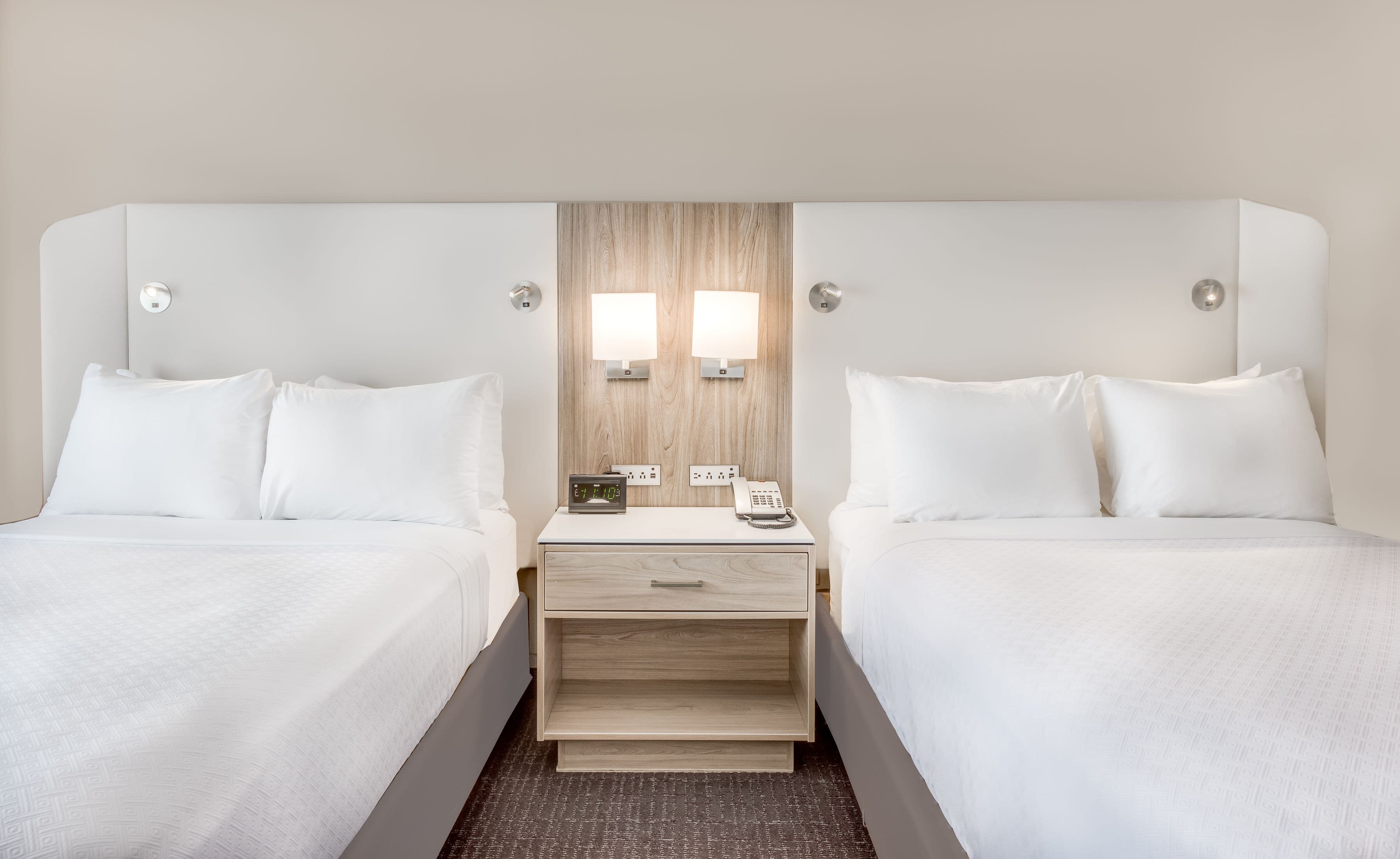 Crowne Plaza Cleveland at Playhouse Square — 67