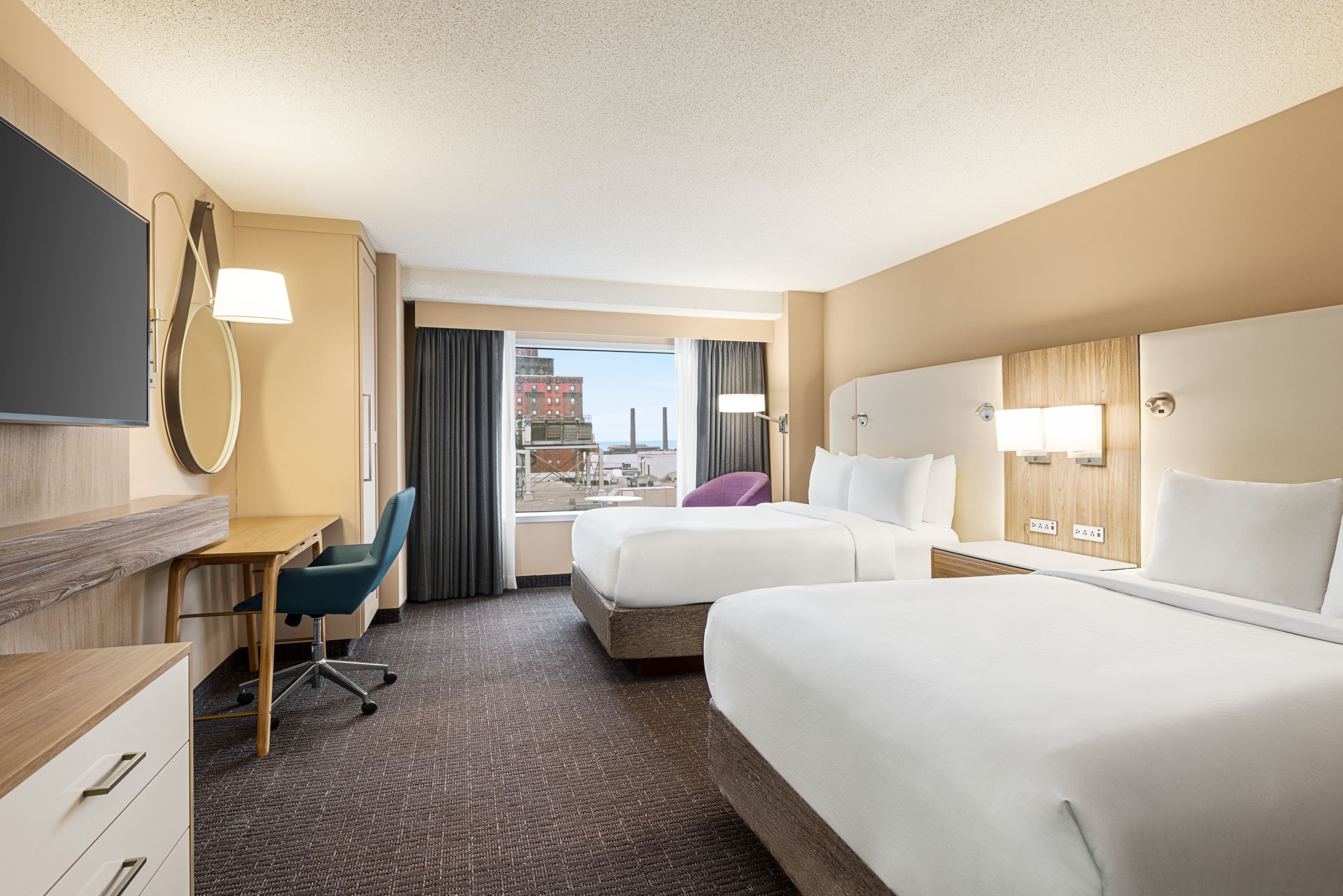 Crowne Plaza Cleveland at Playhouse Square — 65