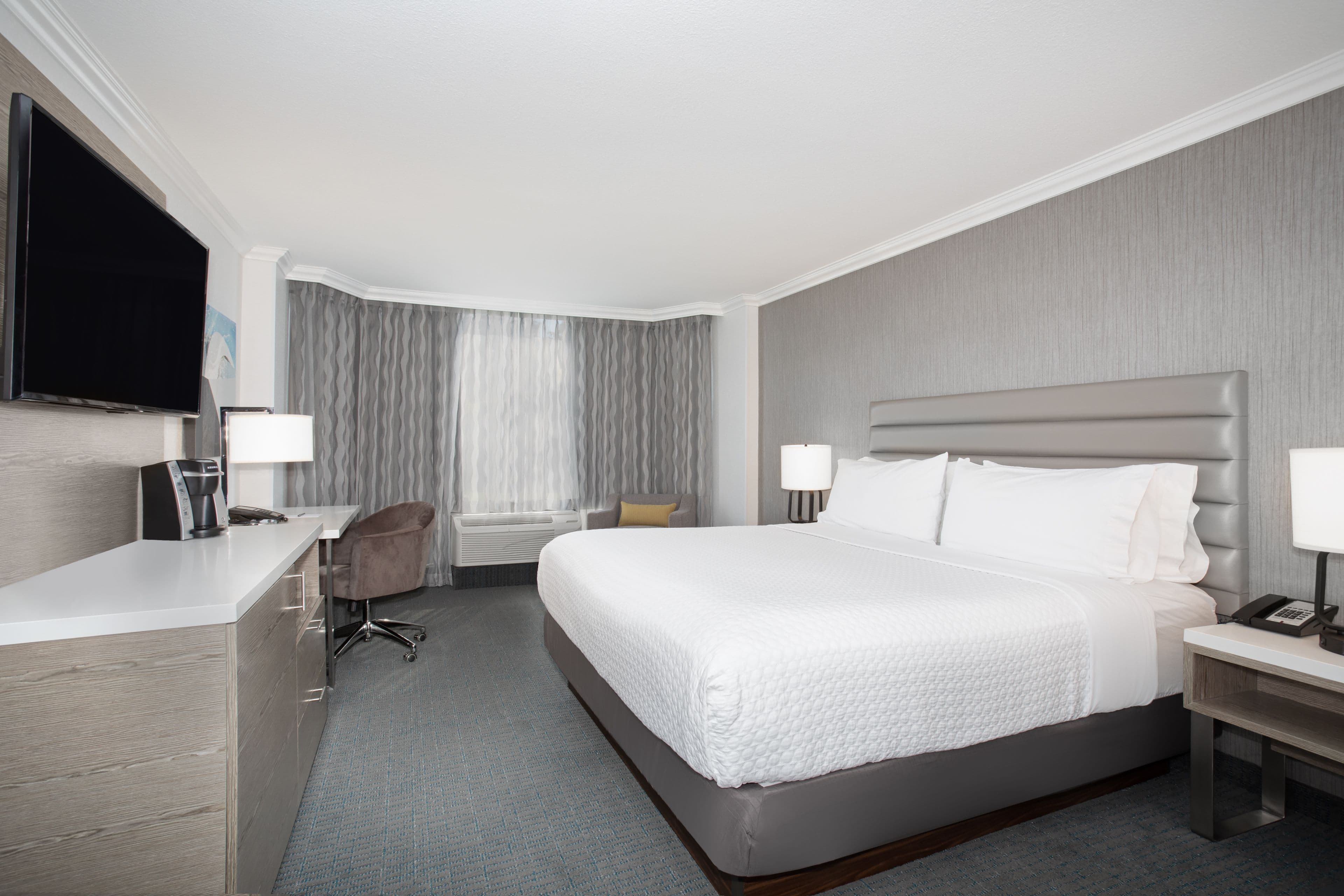 Crowne Plaza Costa Mesa Orange County — 6